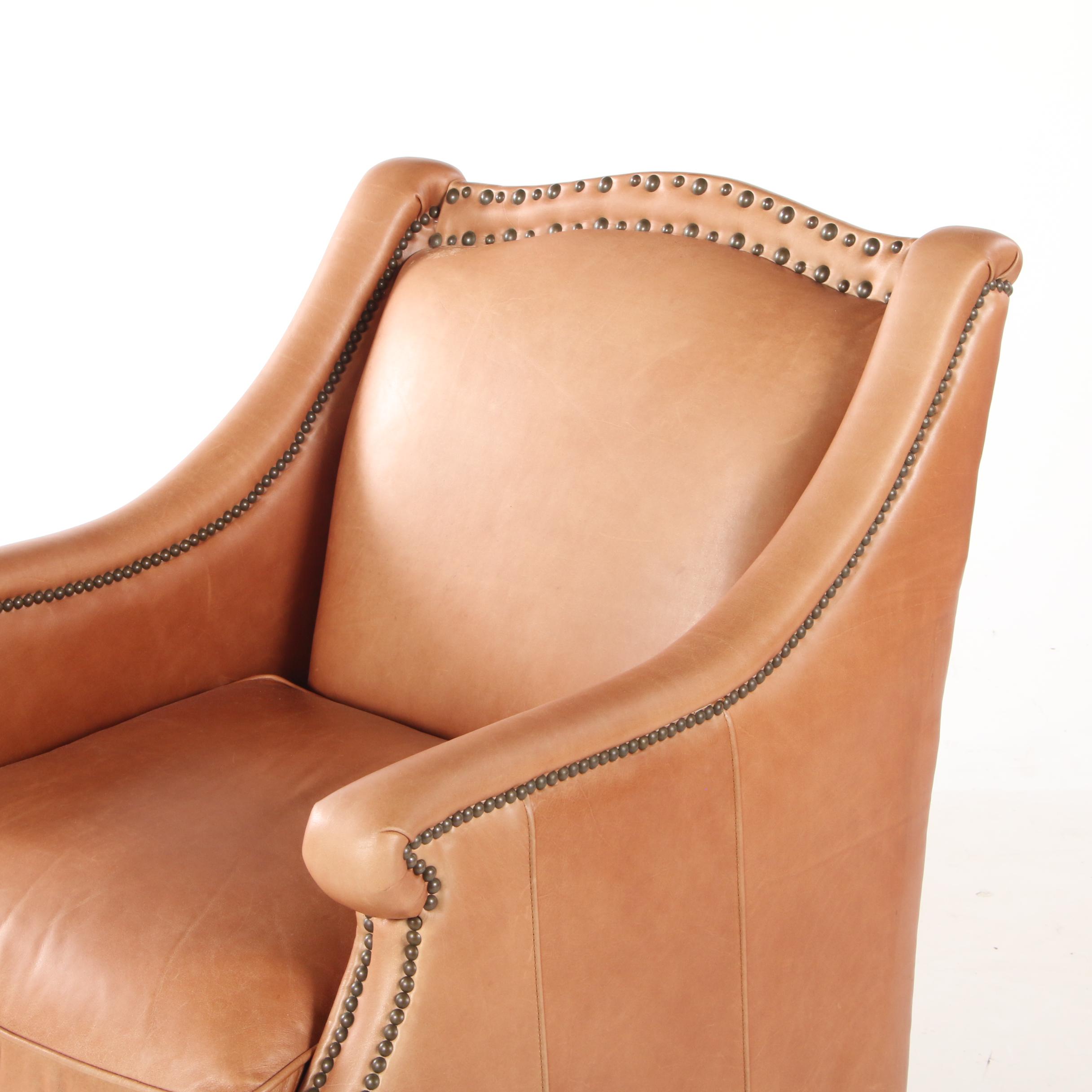 Alexvale Furniture LeatherUpholstered Lounge Chair EBTH