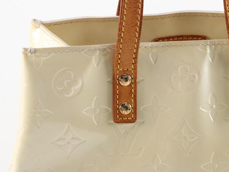 Louis Vuitton Cream Purse - 22 For Sale on 1stDibs  beige louis vuitton  purse, cream louis vuitton bag, louis vuitton cream bags