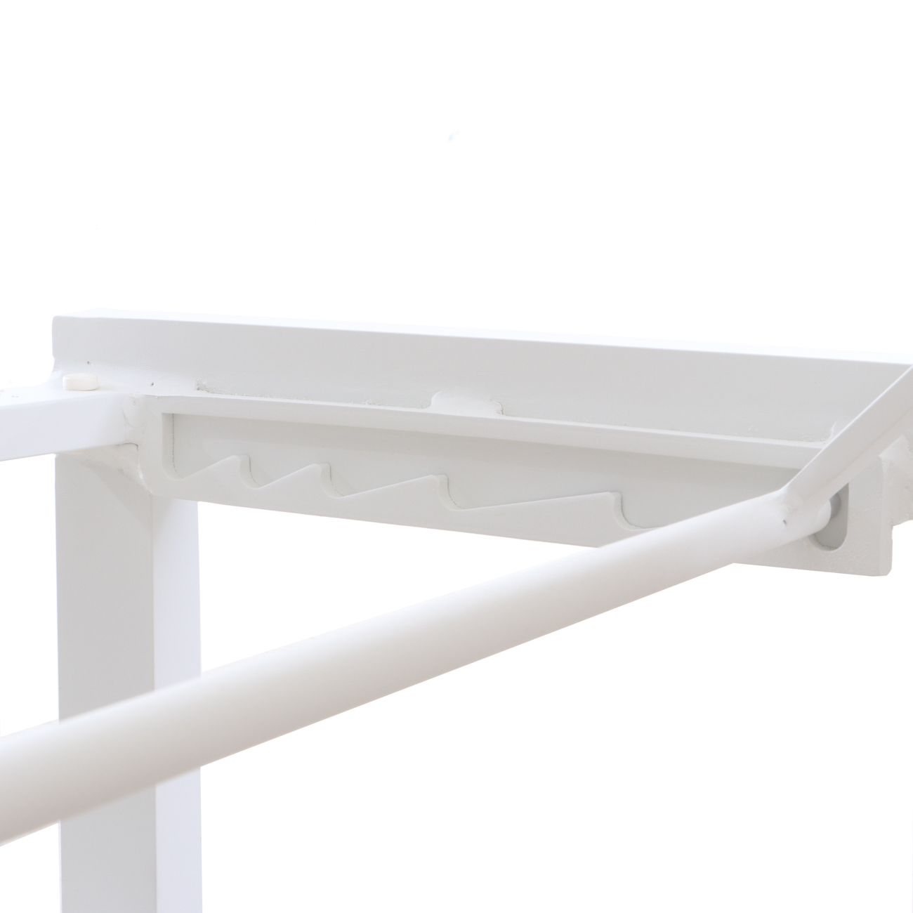 Pair of Case / Matthew Hilton "Eos" Chaise Lounge | EBTH