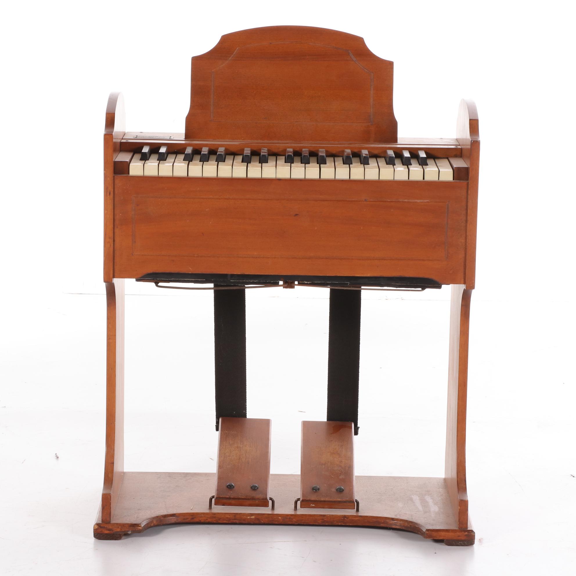Estey Organ Corp. Child's Pump Organ, 20th Century EBTH