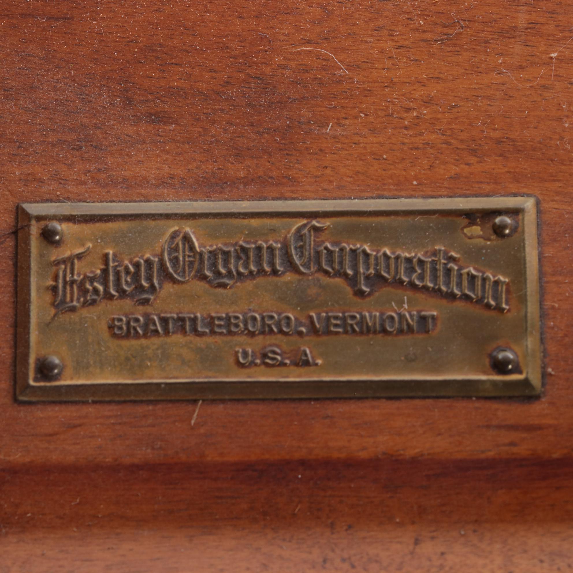 Estey Organ Corp. Child's Pump Organ, 20th Century EBTH
