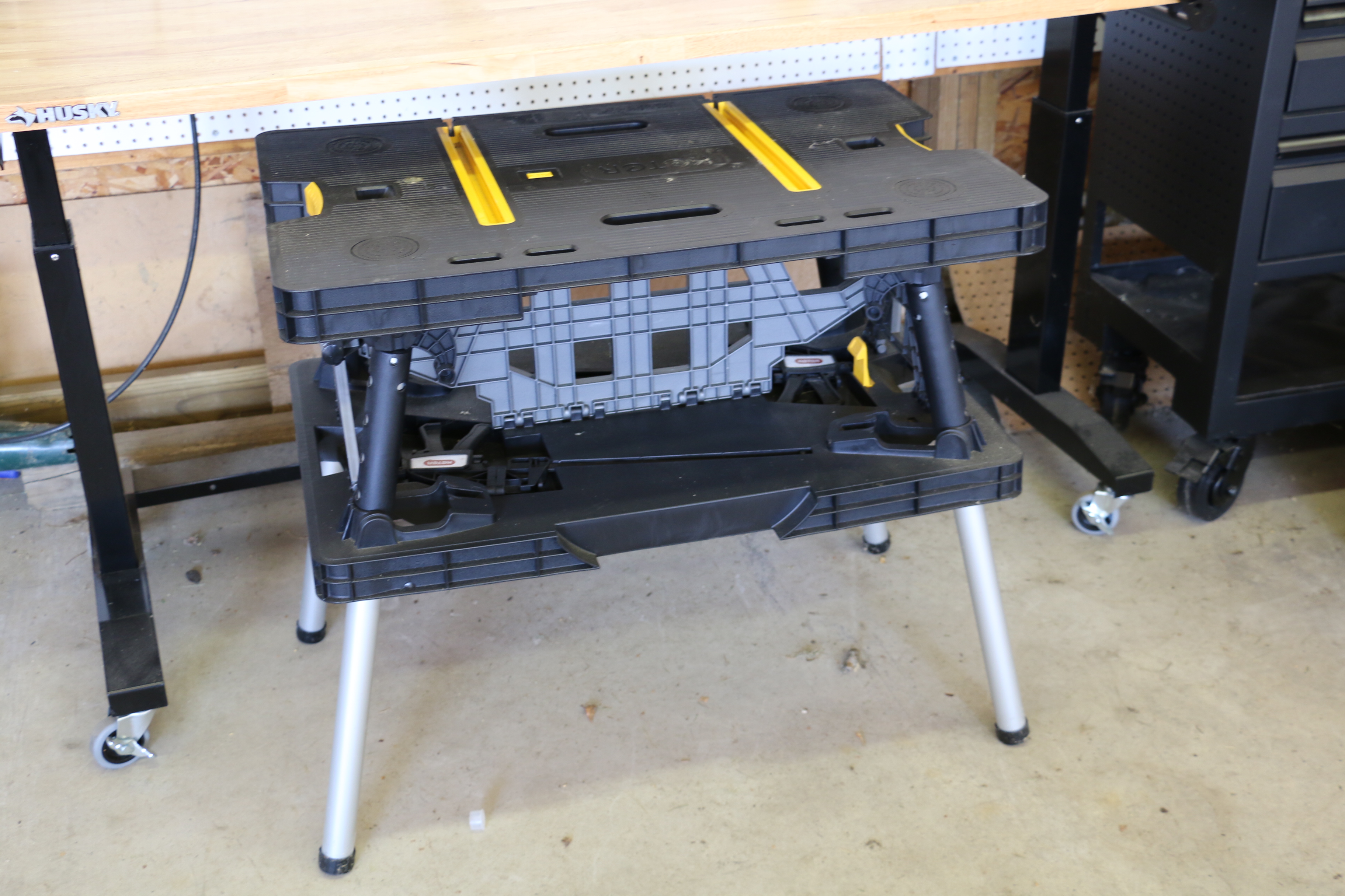 Husky Adjustable Workbench and Keter Folding Work Table EBTH