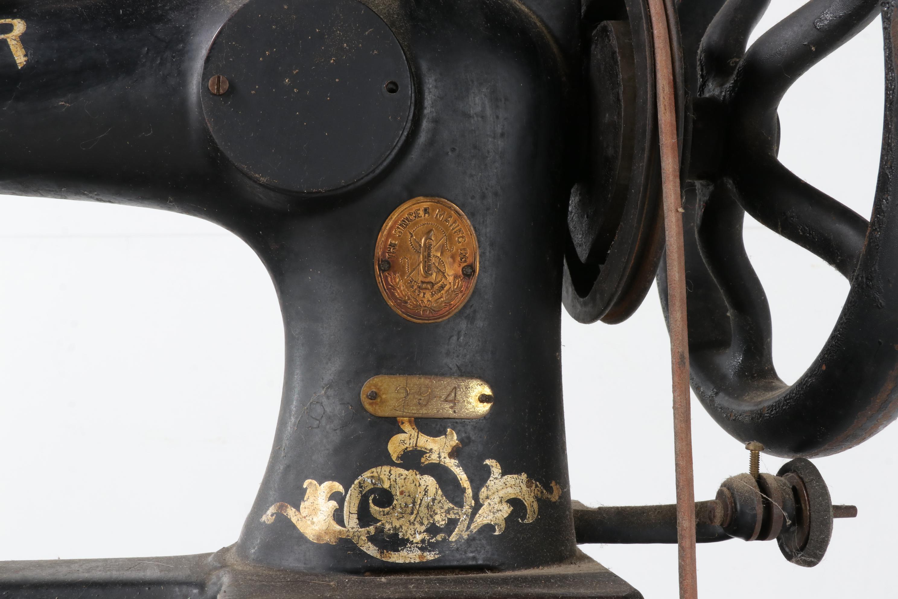 Singer 294 Leather and Patching Sewing Machine with Cast Iron Table EBTH