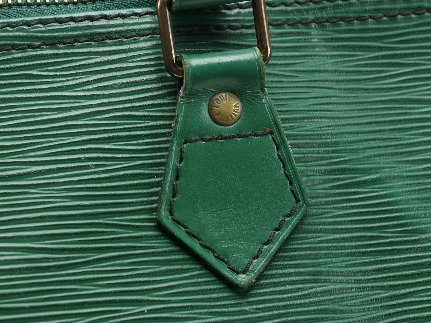 Louis Vuitton Speedy 35 Handbag in Borneo Green Epi and Smooth Leather | EBTH