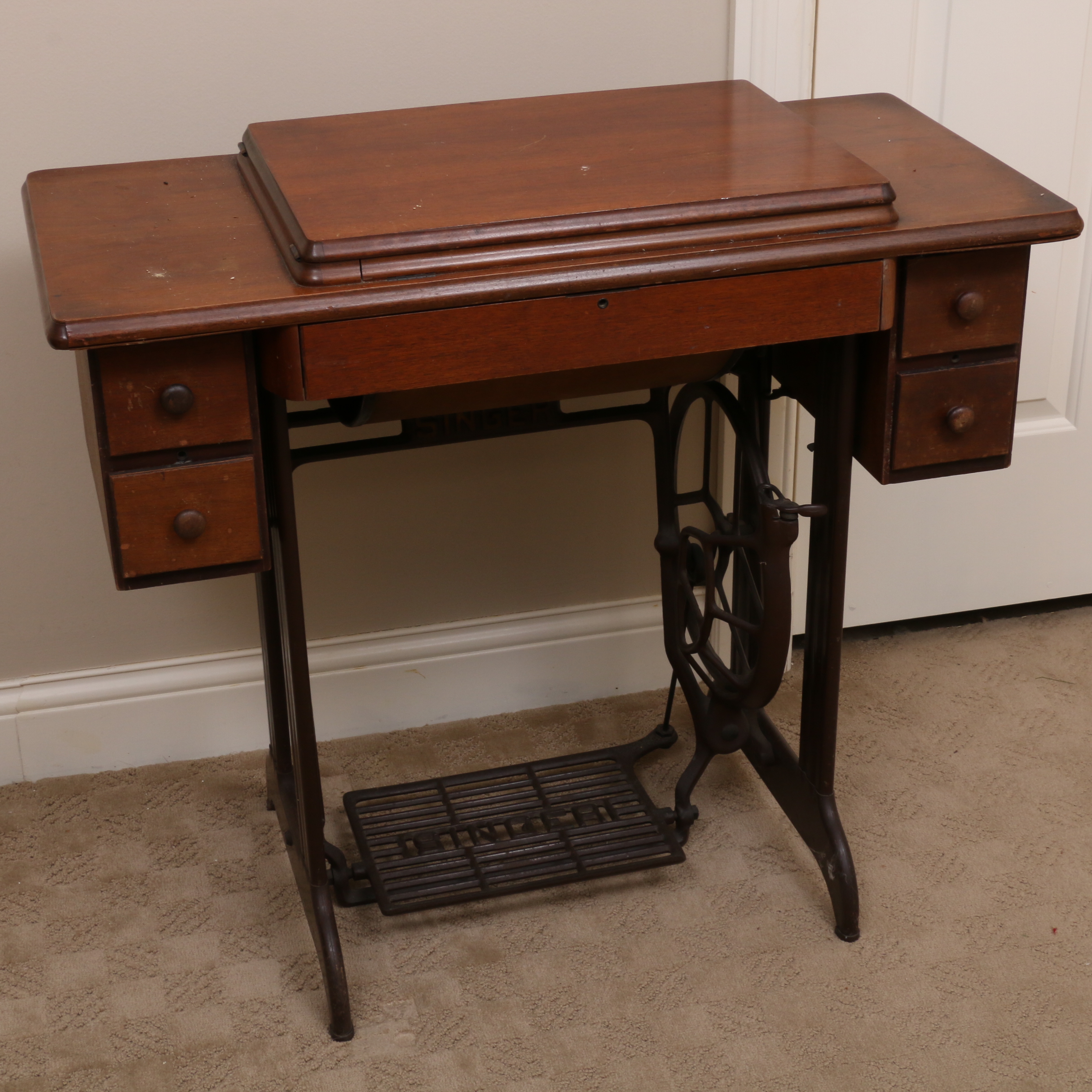 Oak and Cast Iron Singer Sewing Machine and Table, 1937 EBTH