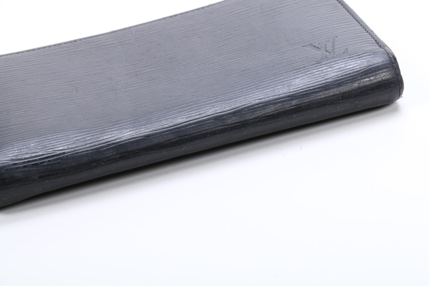Louis Vuitton Black Epi Leather Zippy Wallet | EBTH