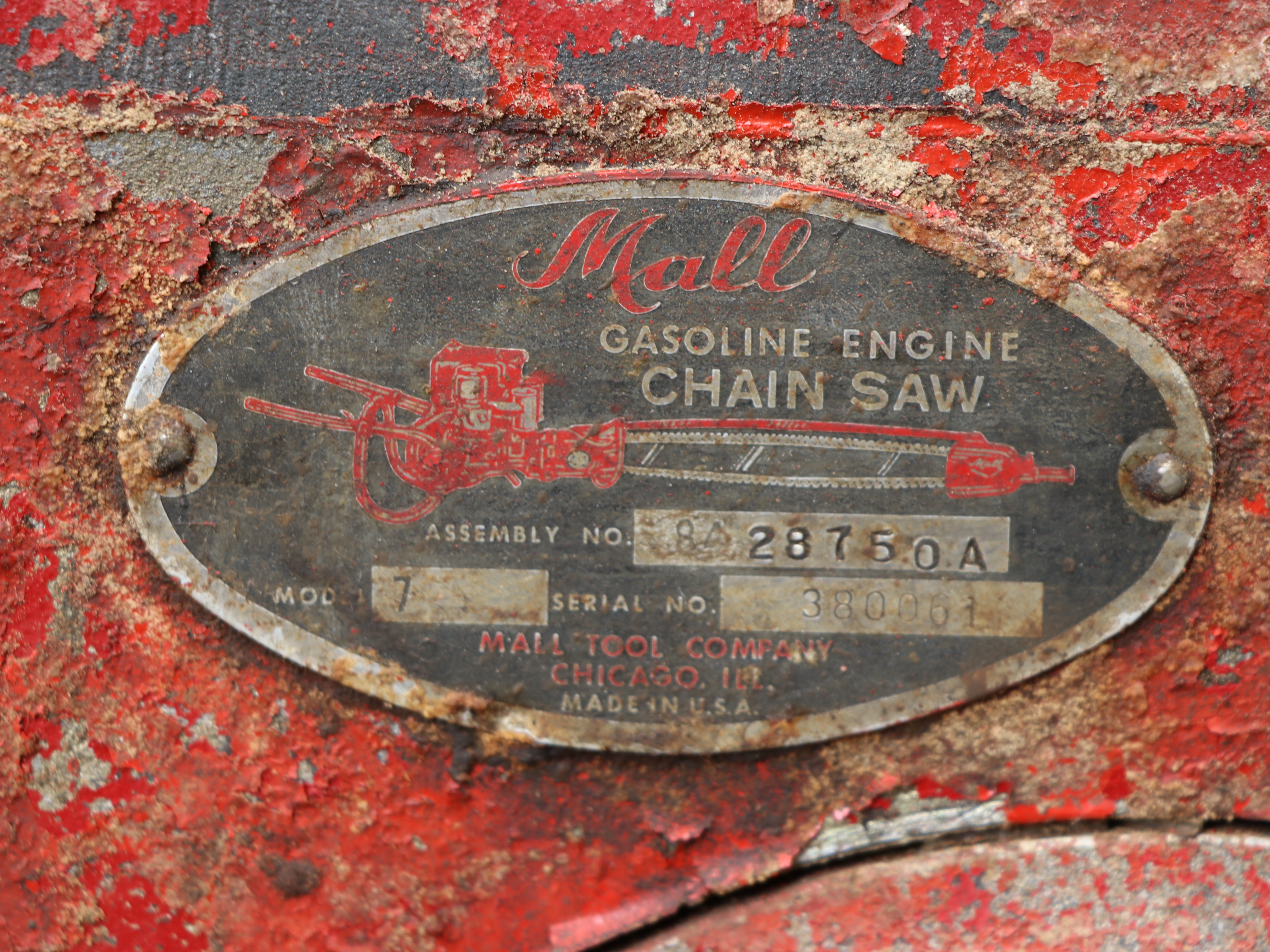 Mall Model 7 Industrial TwoMan Gasoline Chainsaw, Circa 1946 EBTH