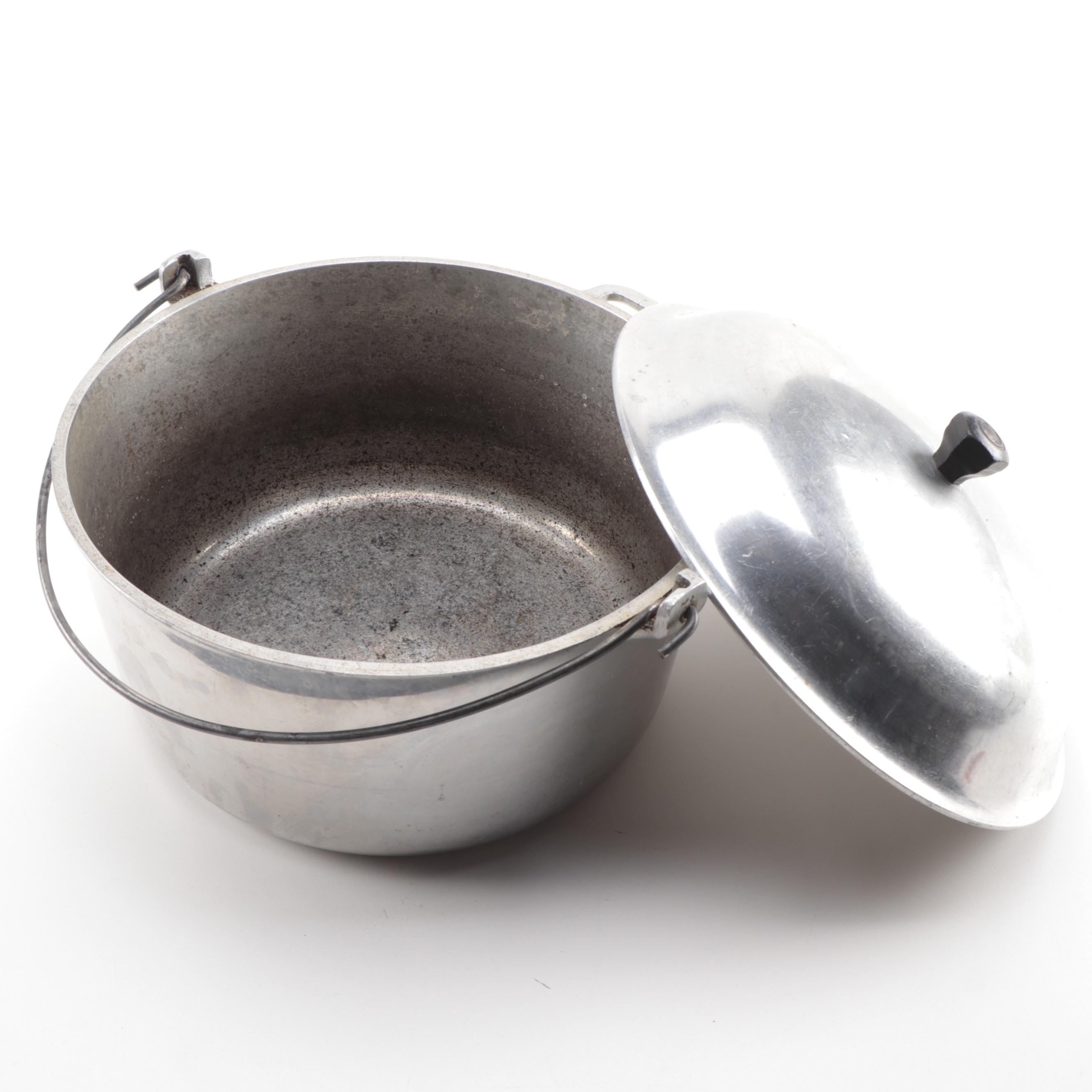 Wagner Ware Cast Aluminum Stockpot and Majestic Cookware Dutch Oven