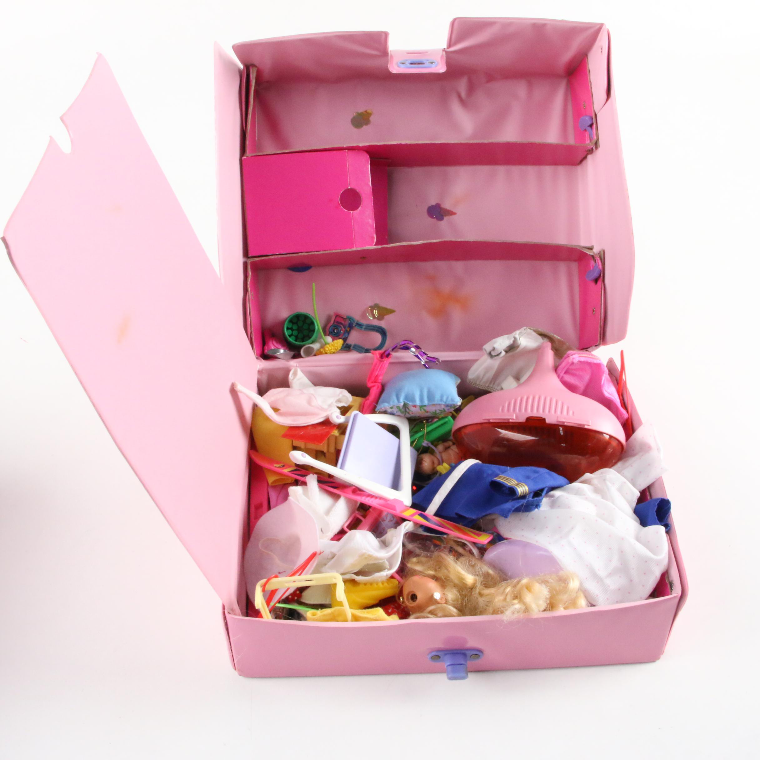 Barbies with 1989 Pink Vinyl Carry Case Wardrobe | EBTH