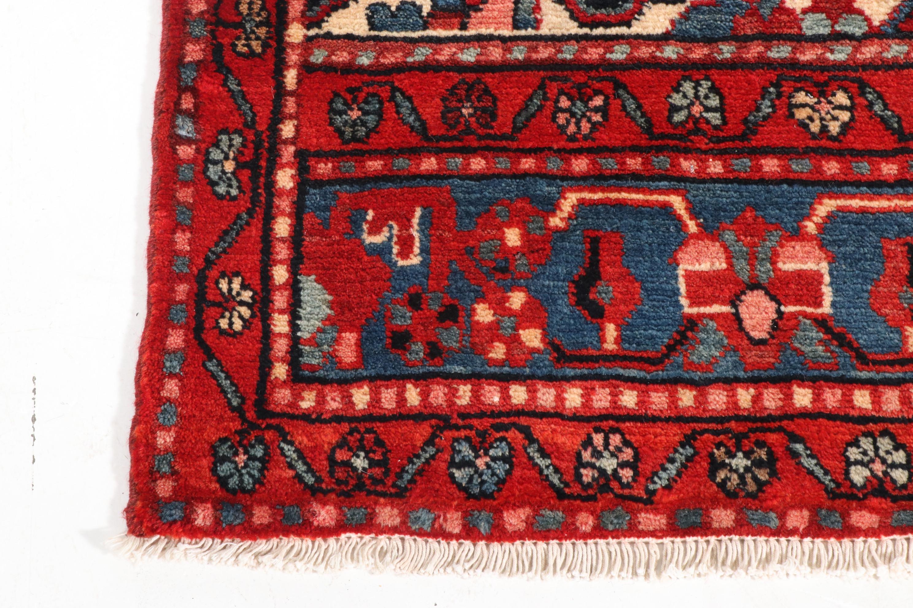 2'10 x 4'4 HandKnotted Persian Nahavand Salesman Sampler Rug, 1970s EBTH