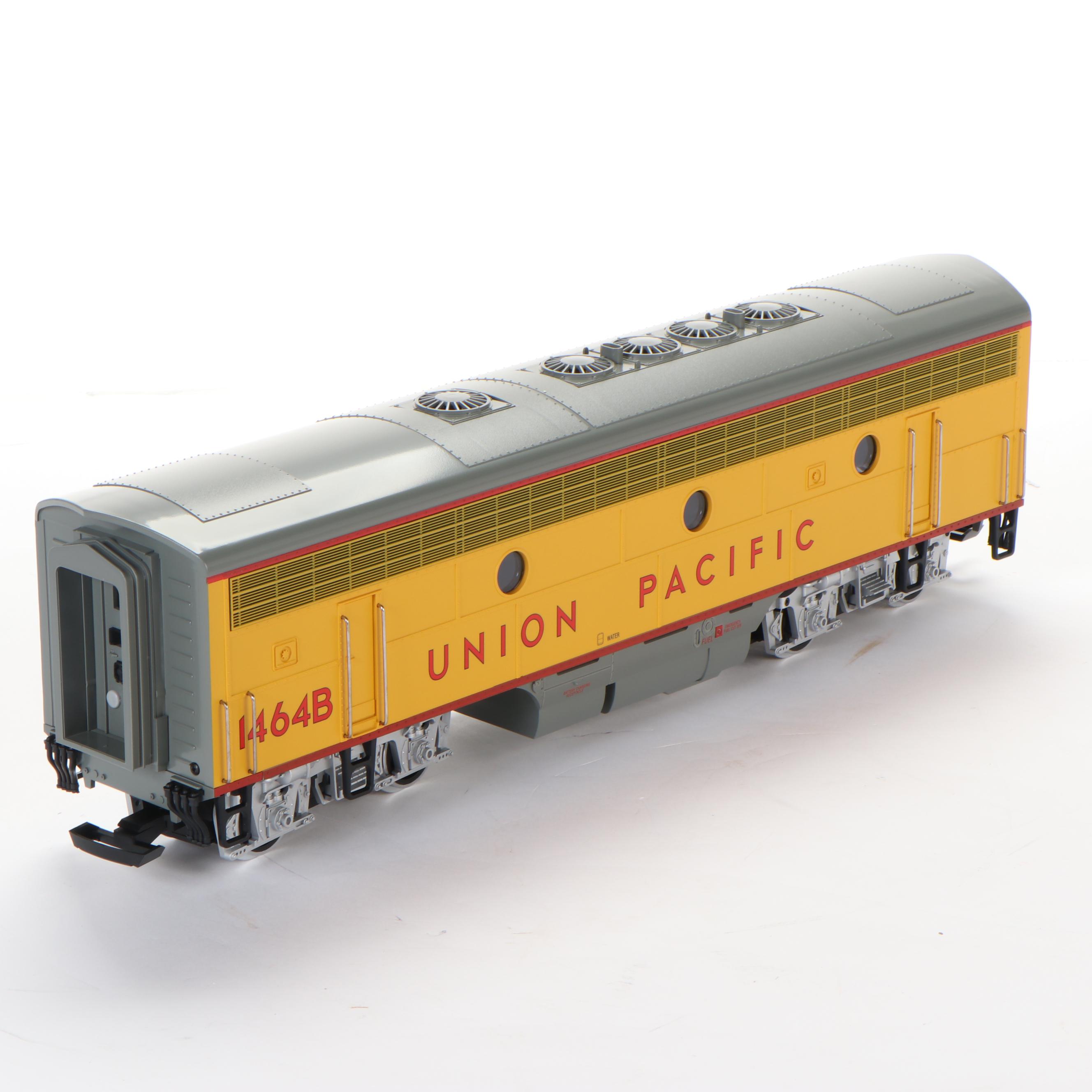 LGB 23570 + 23582 - Locomotive Diesel Et Wagon Union Pacific, Boîte D'origine, état Neuf