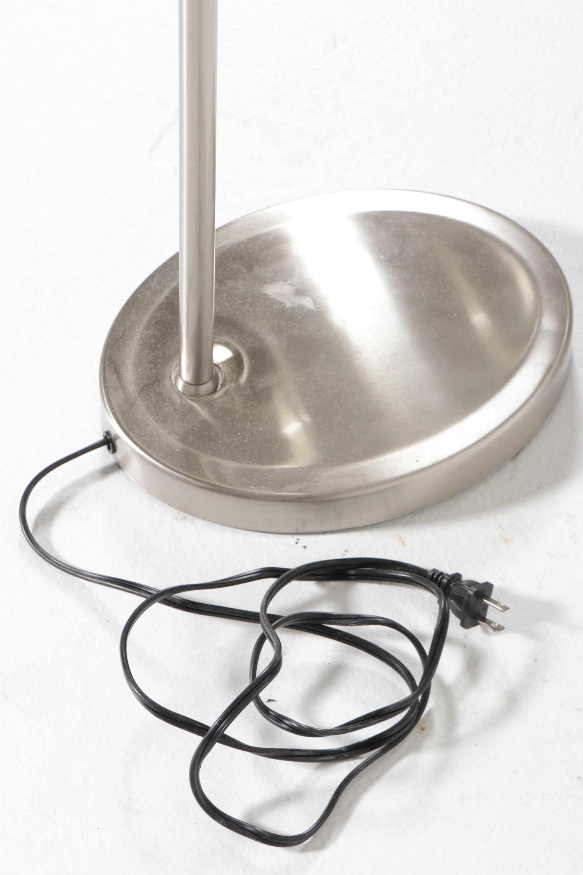 Intertek Magnifying Full Spectrum Light Task Lamp | EBTH