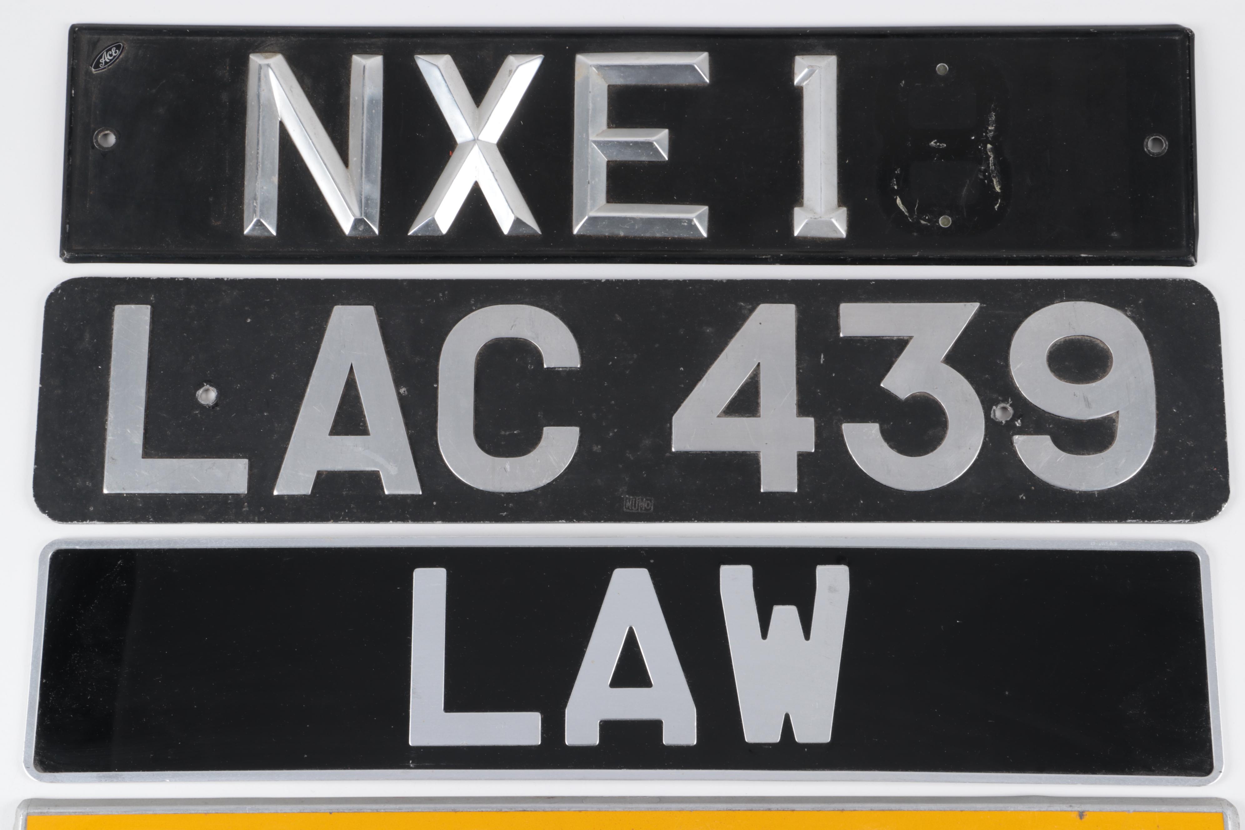 British License Plates Assortments Mid To Late 20th Century EBTH   1611322745203 42e8524a5d518528b6dcd1a5fe9f685d0c362c2d66b3975f6167b6f3643e1d4f.JPG