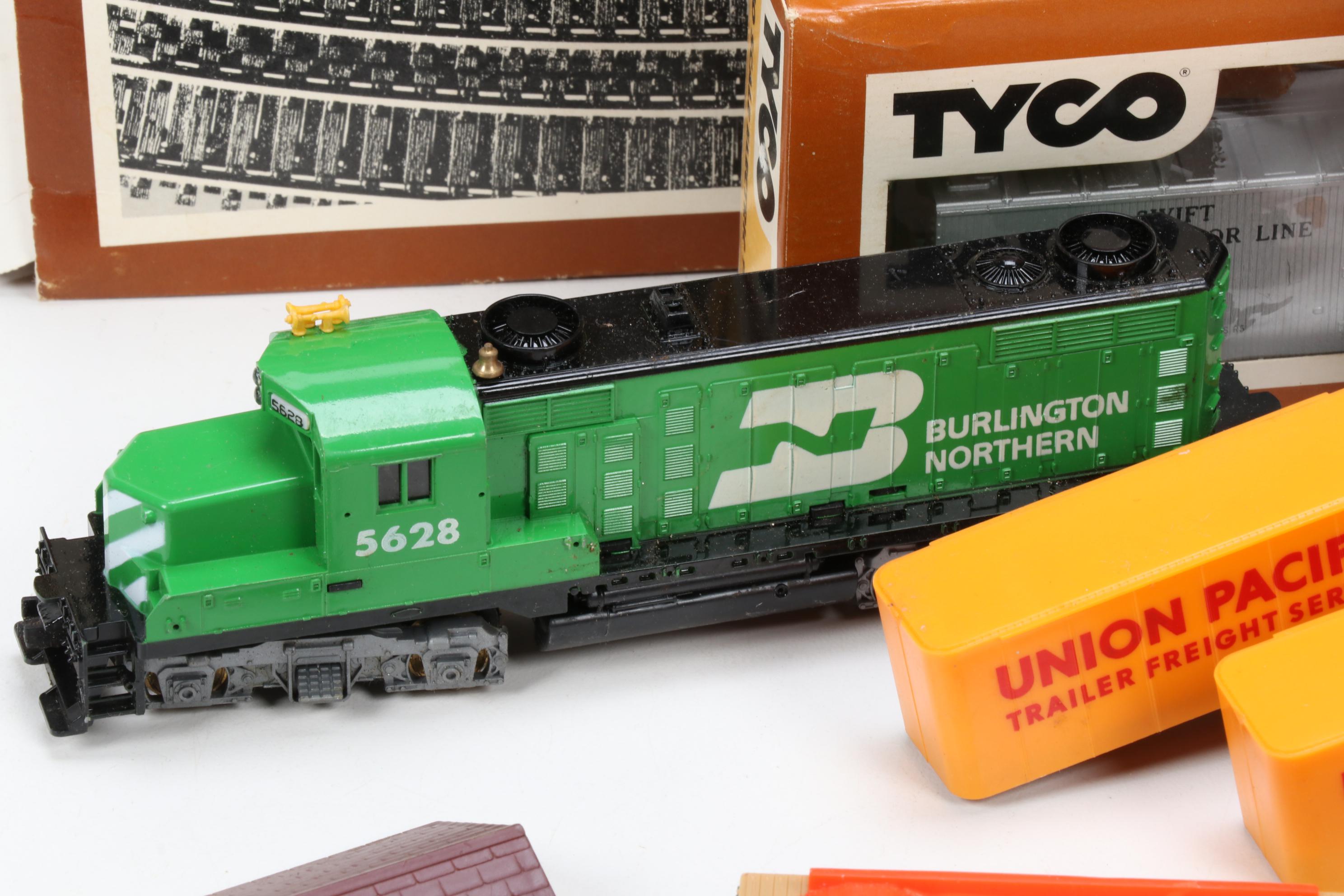 Tyco HO Scale Model Train with Tracks and Accessories, 1970s EBTH