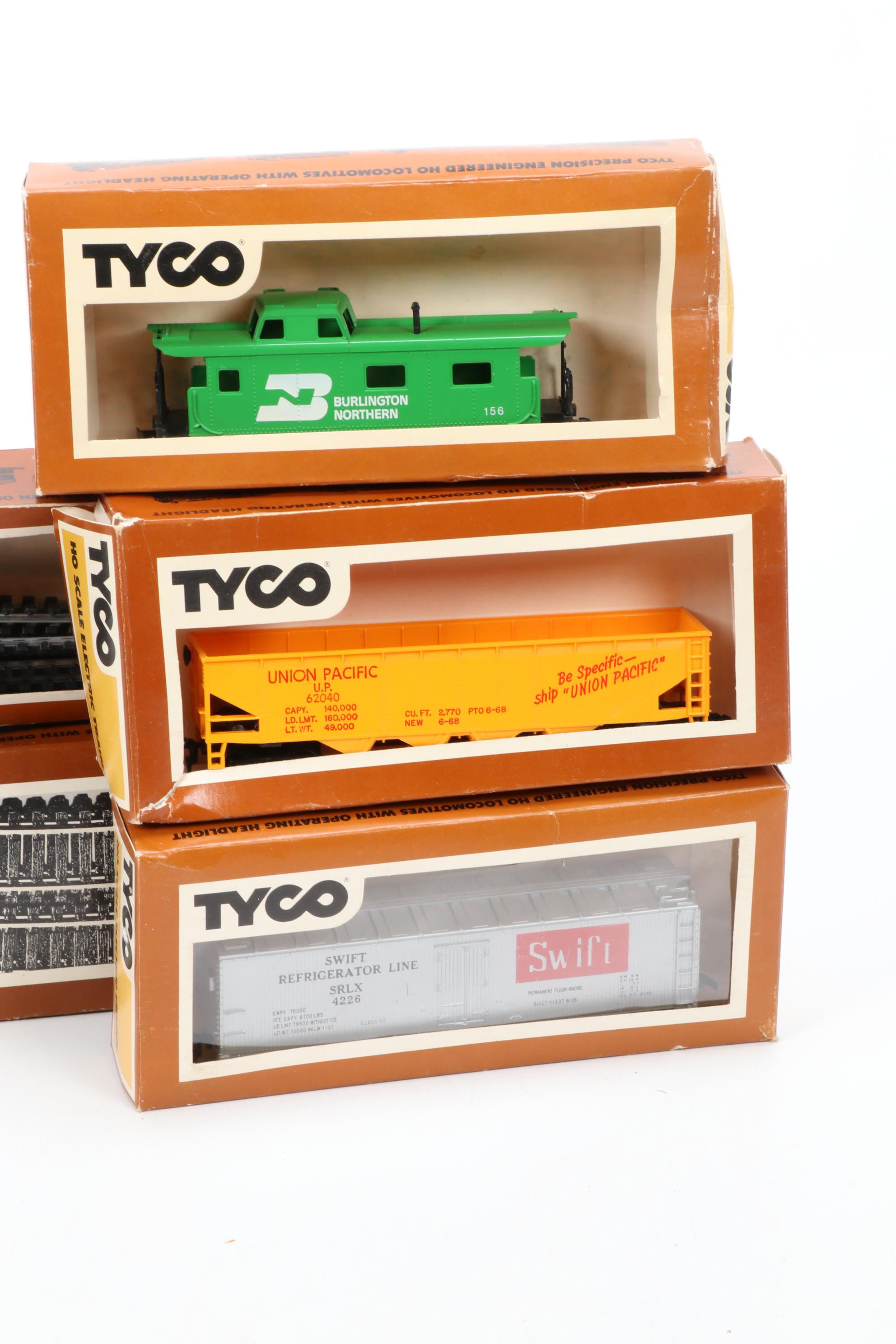 Tyco HO Scale Model Train with Tracks and Accessories, 1970s EBTH