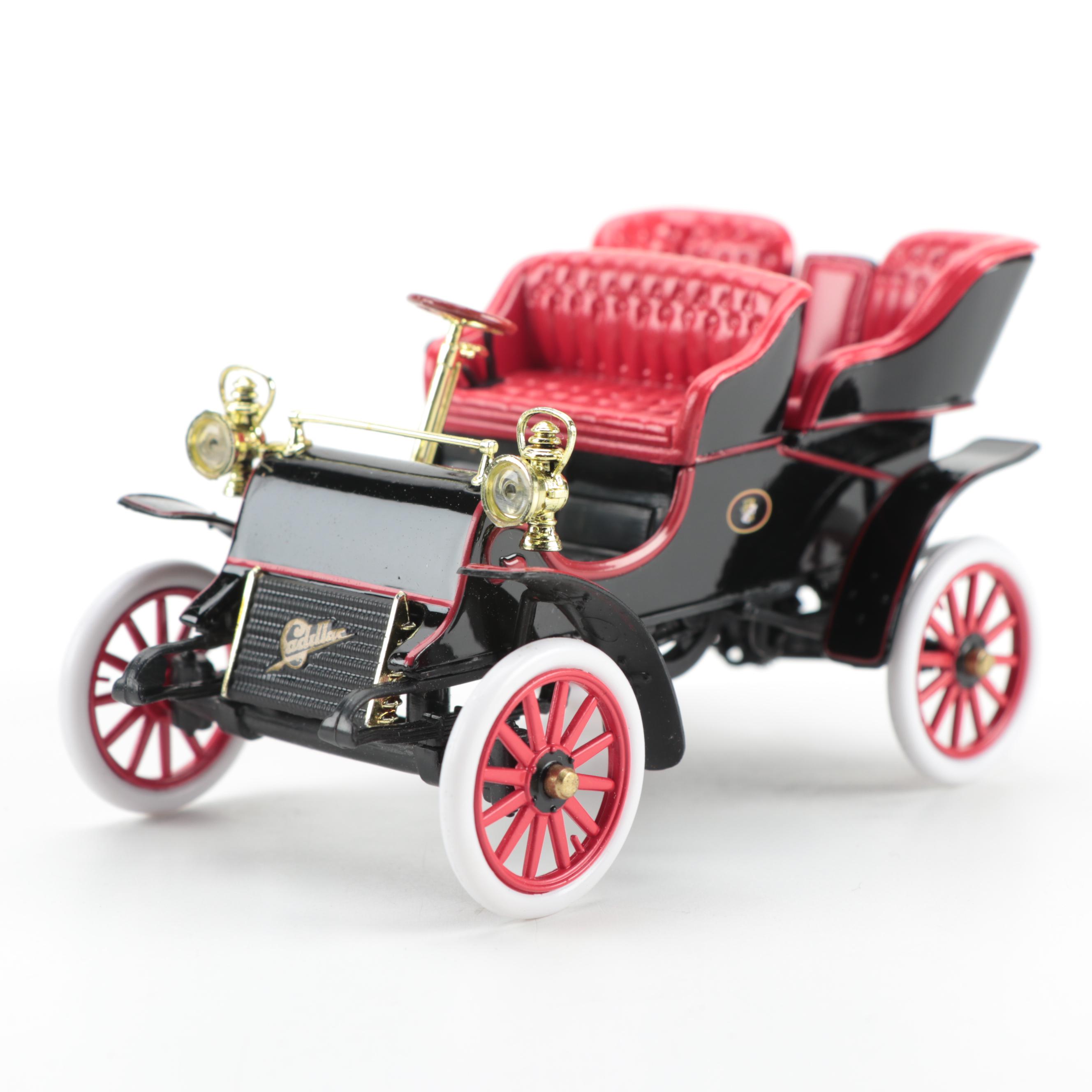 National Motor Museum Mint "Cadillac Classics" 132 Scale Diecast