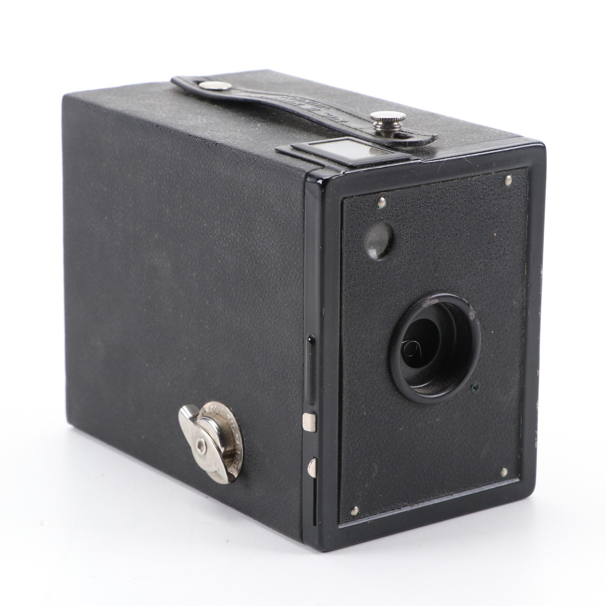 Kodak 40," "Duaflex II," and "HawkEye Junior" Cameras EBTH