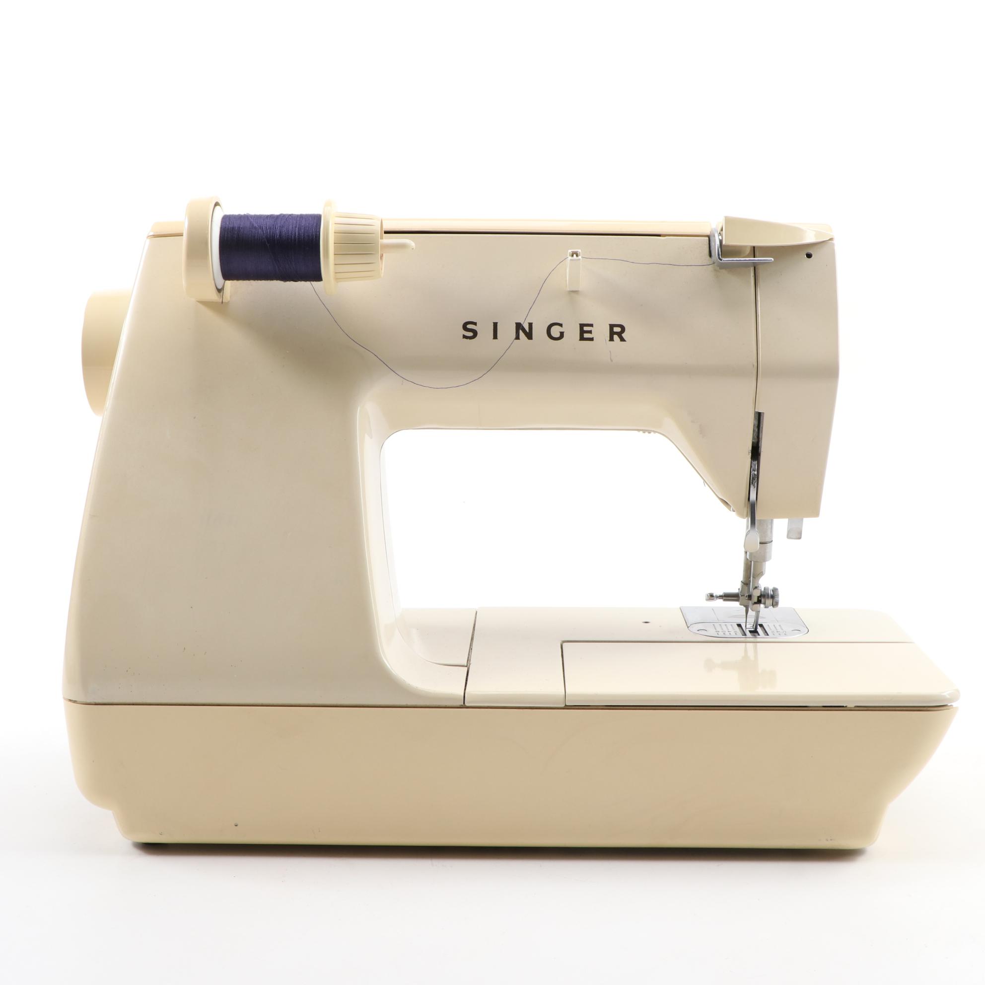 Singer TouchTronic 2005 Memory Sewing Machine and Buttonholer with