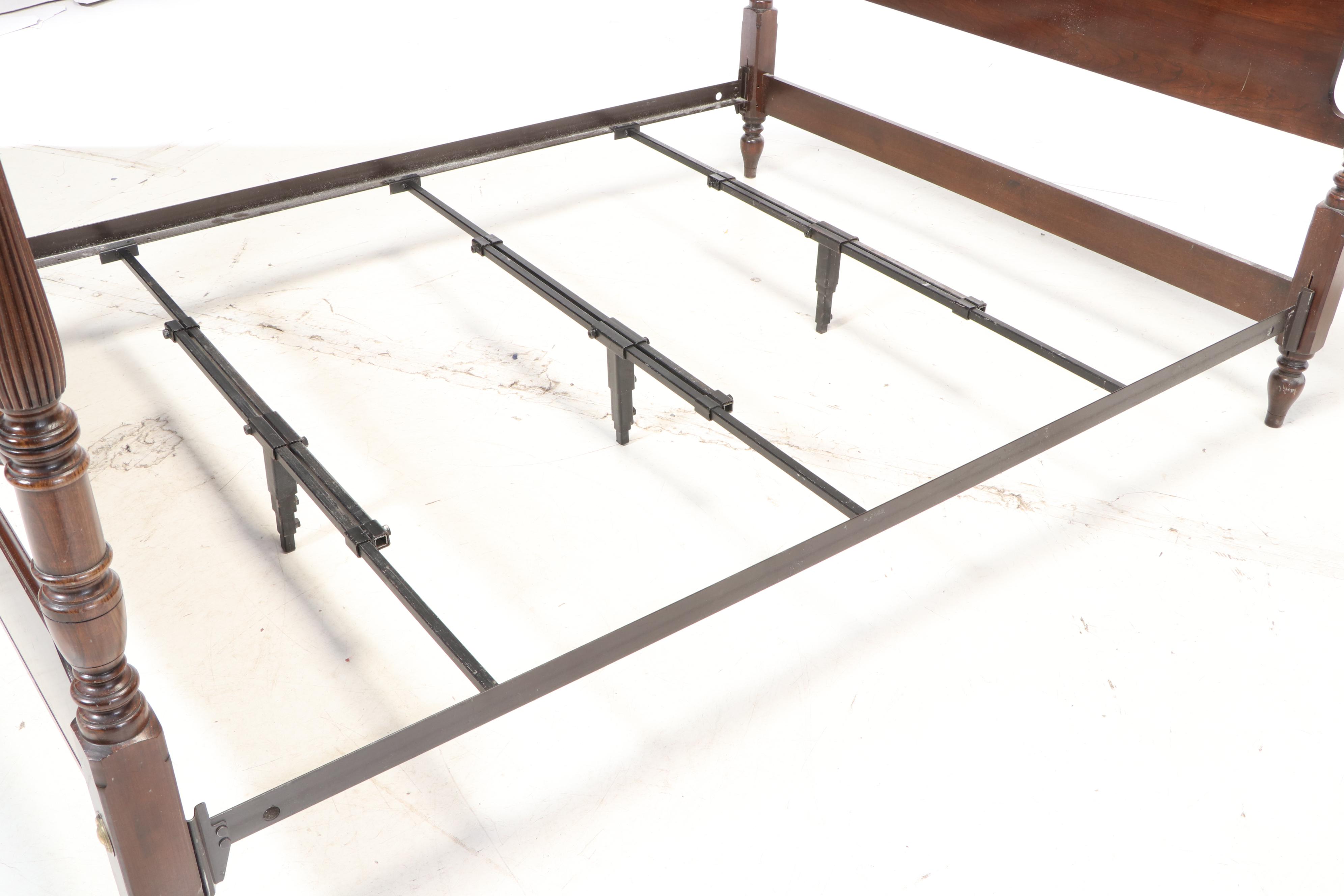 Federal Style Mahogany Queen Size FourPost Bed Frame, Late 20th