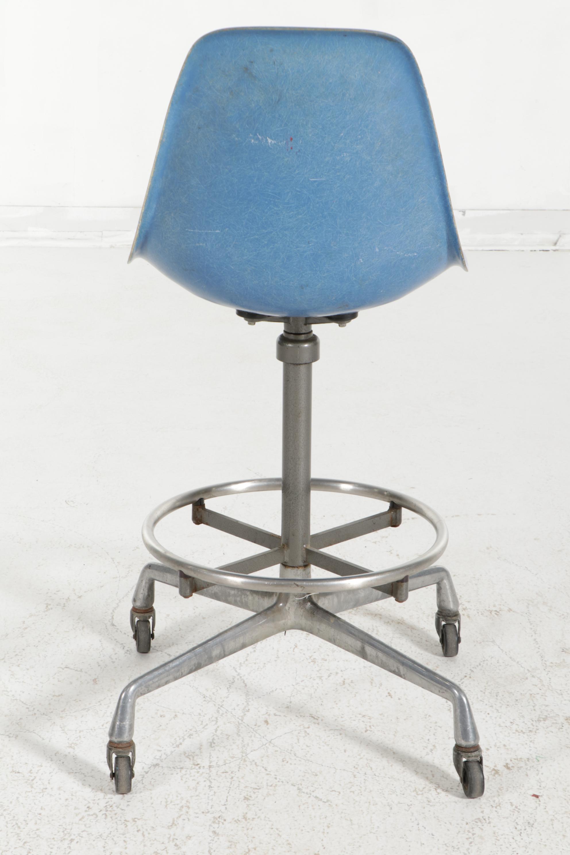 Eames for Herman Miller Mid Century Modern Fiberglass Draftsman's Chair