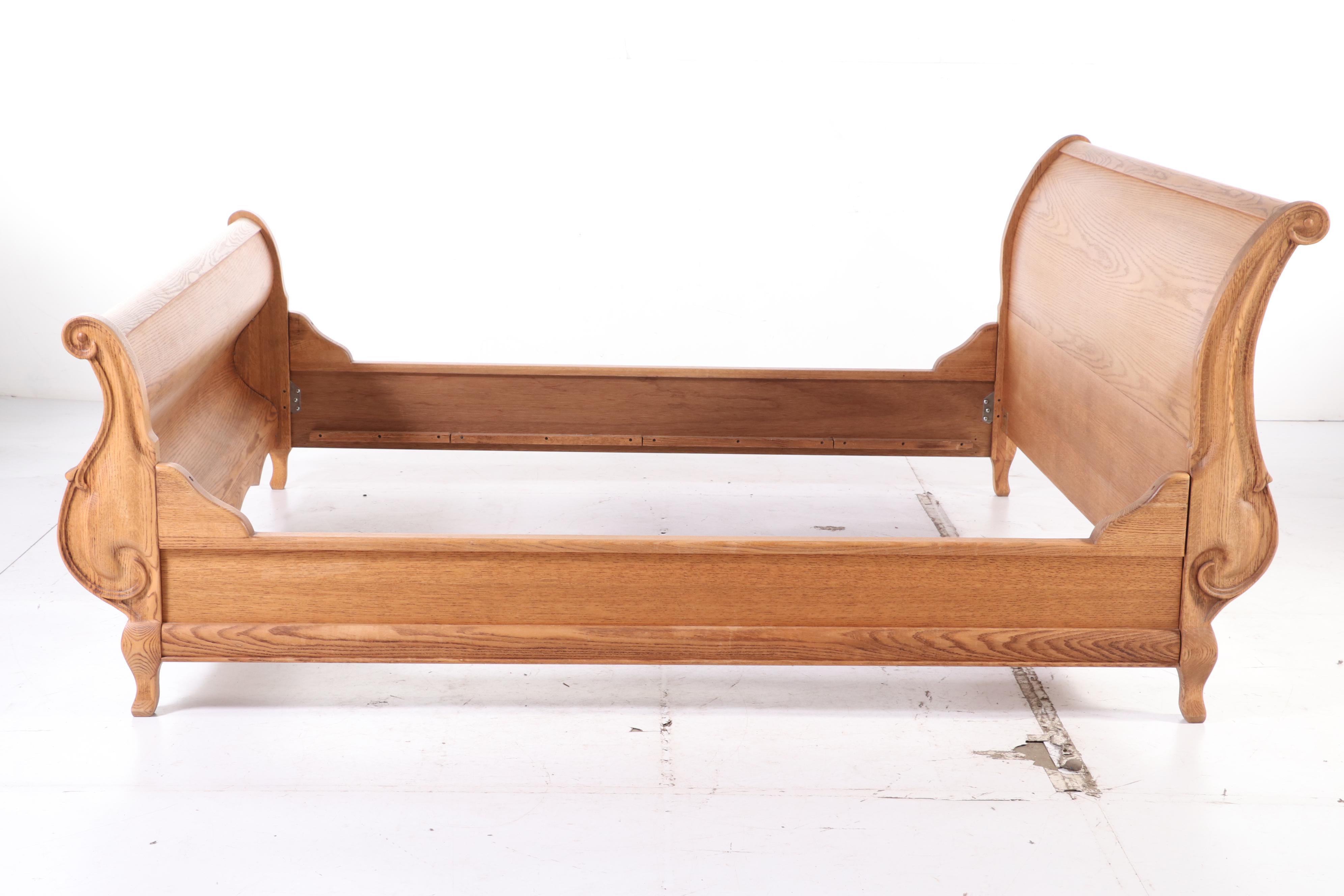 Oakwood Interiors "Versailles" Collection Oak King Size Sleigh Bed