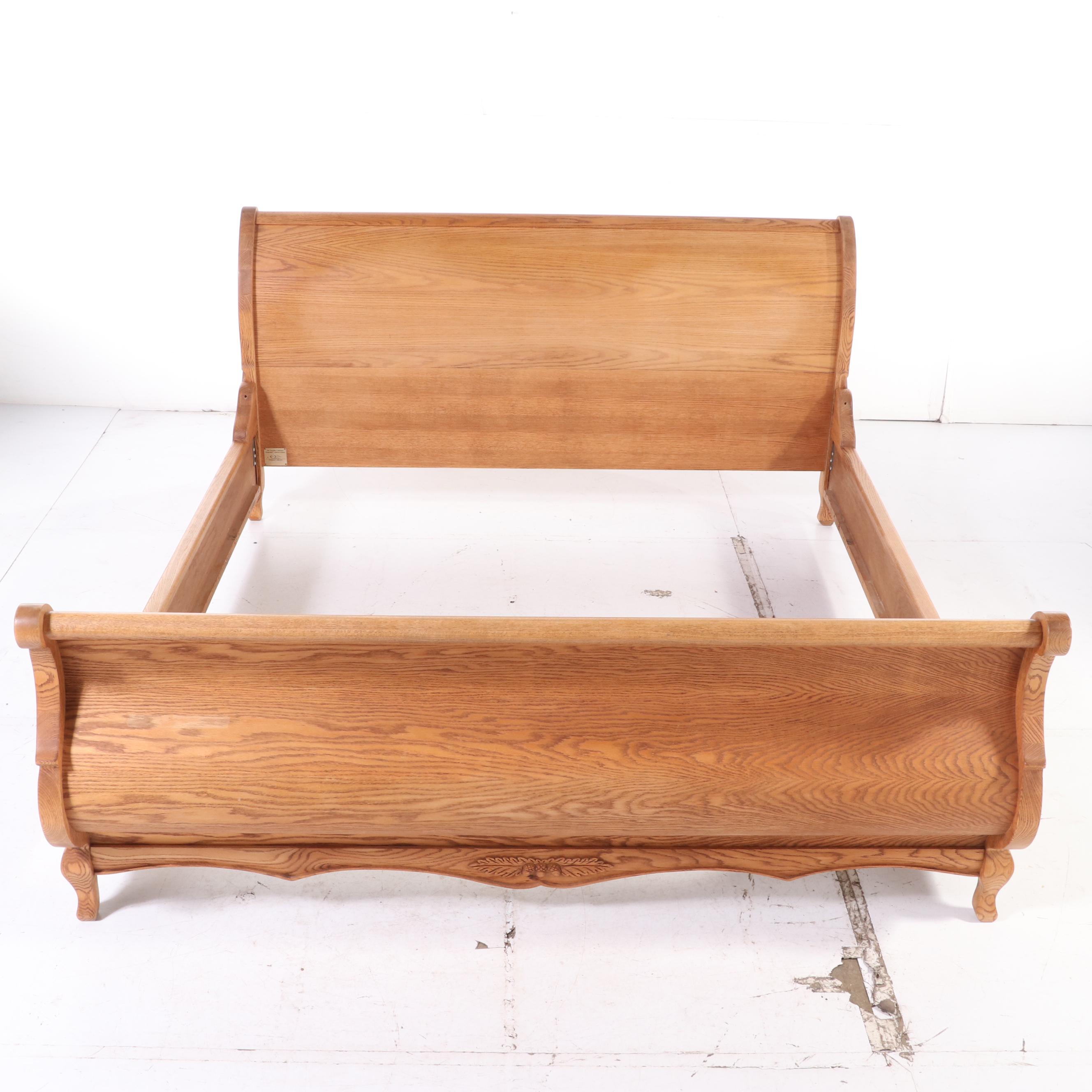 Oakwood Interiors "Versailles" Collection Oak King Size Sleigh Bed