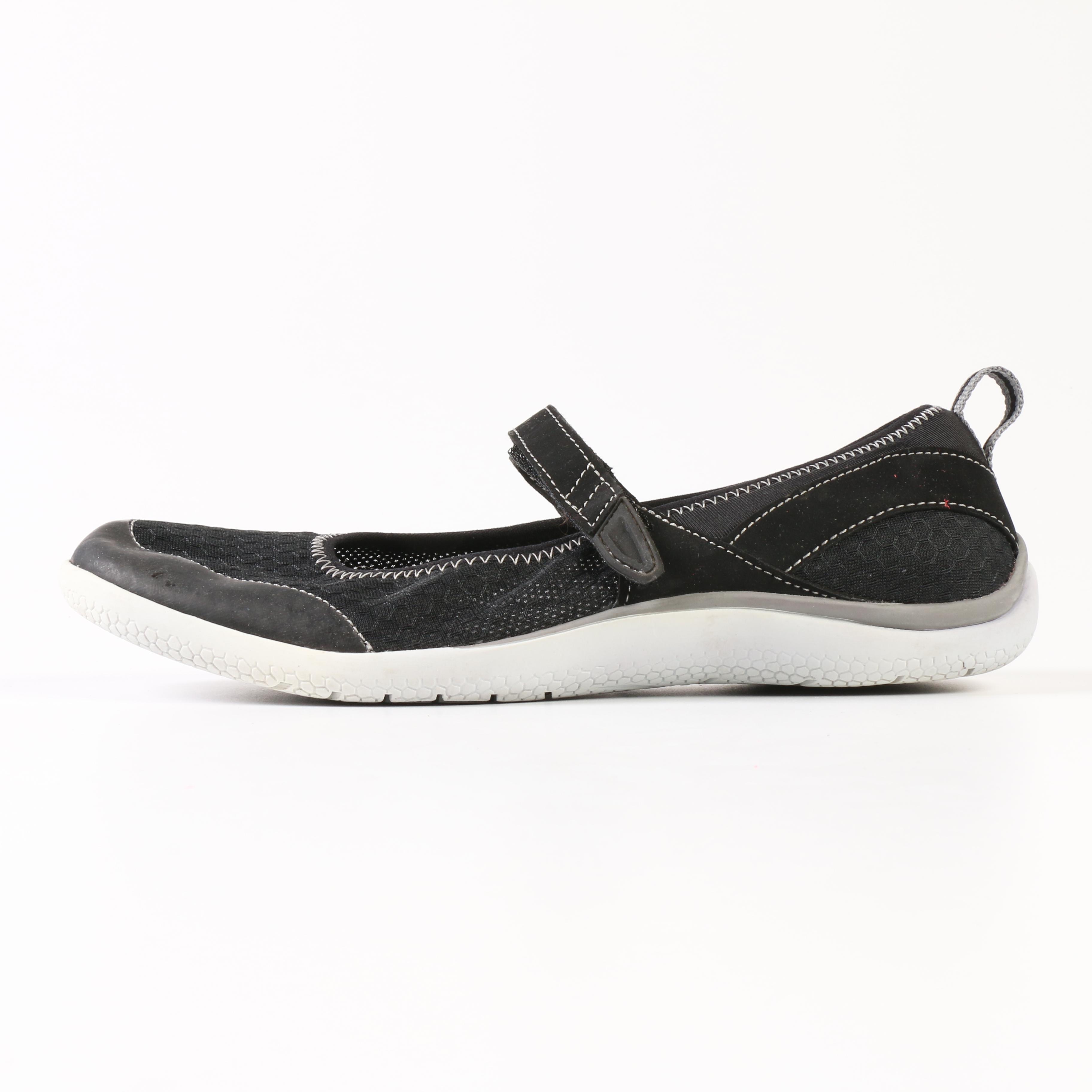 womens chaco sandals size 9