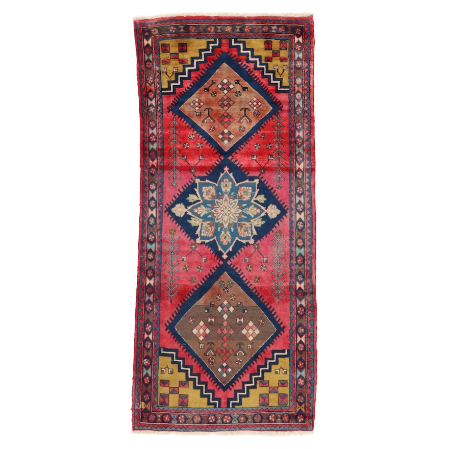 4'2 x 9'9 Hand-Knotted Persian Qashqai Long Rug