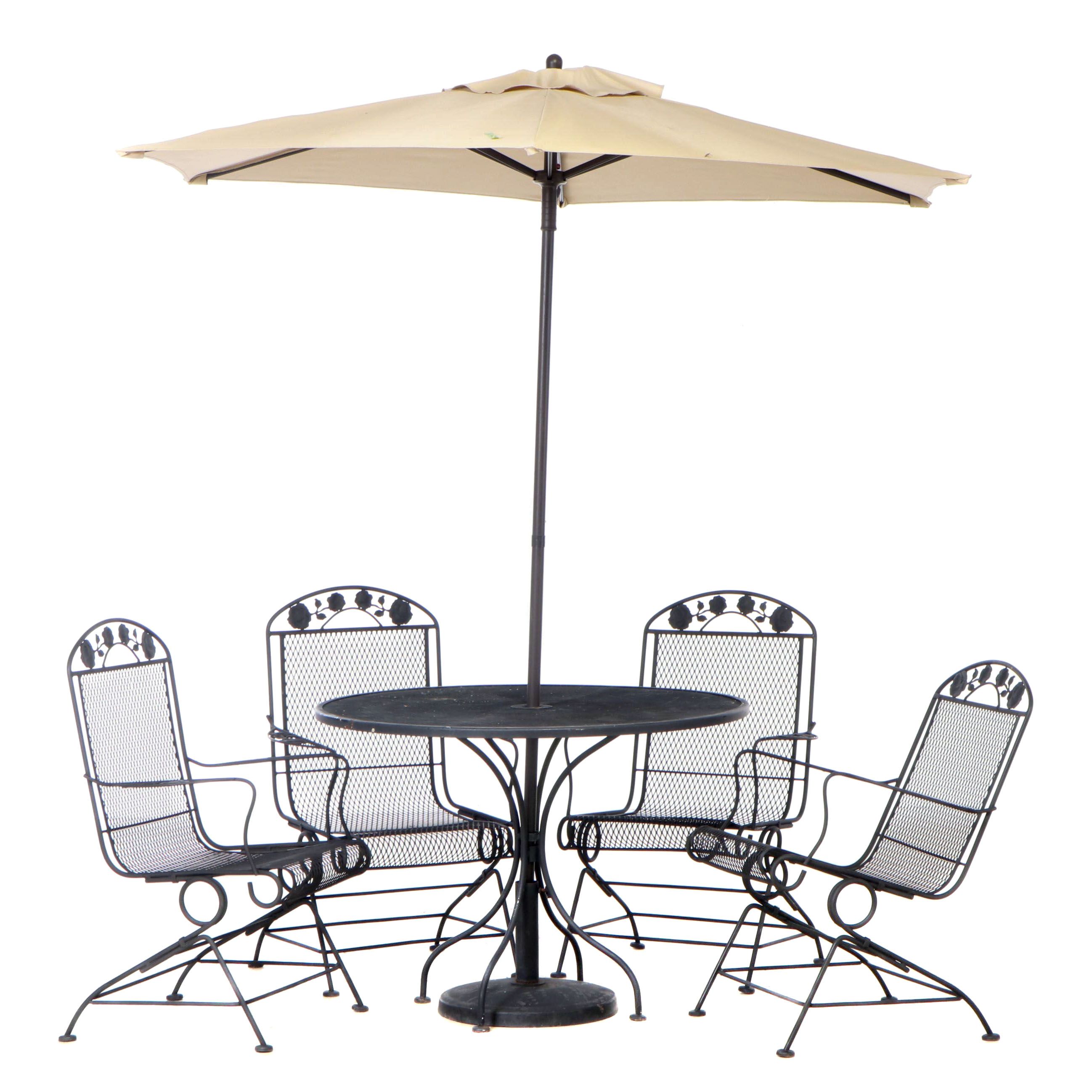 Metal Mesh Patio Set Included Rocking Chairs, Table, and Umbrella with