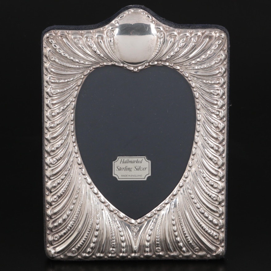 Carr's of Sheffield English Repoussé Sterling Silver Picture Frame, 1988