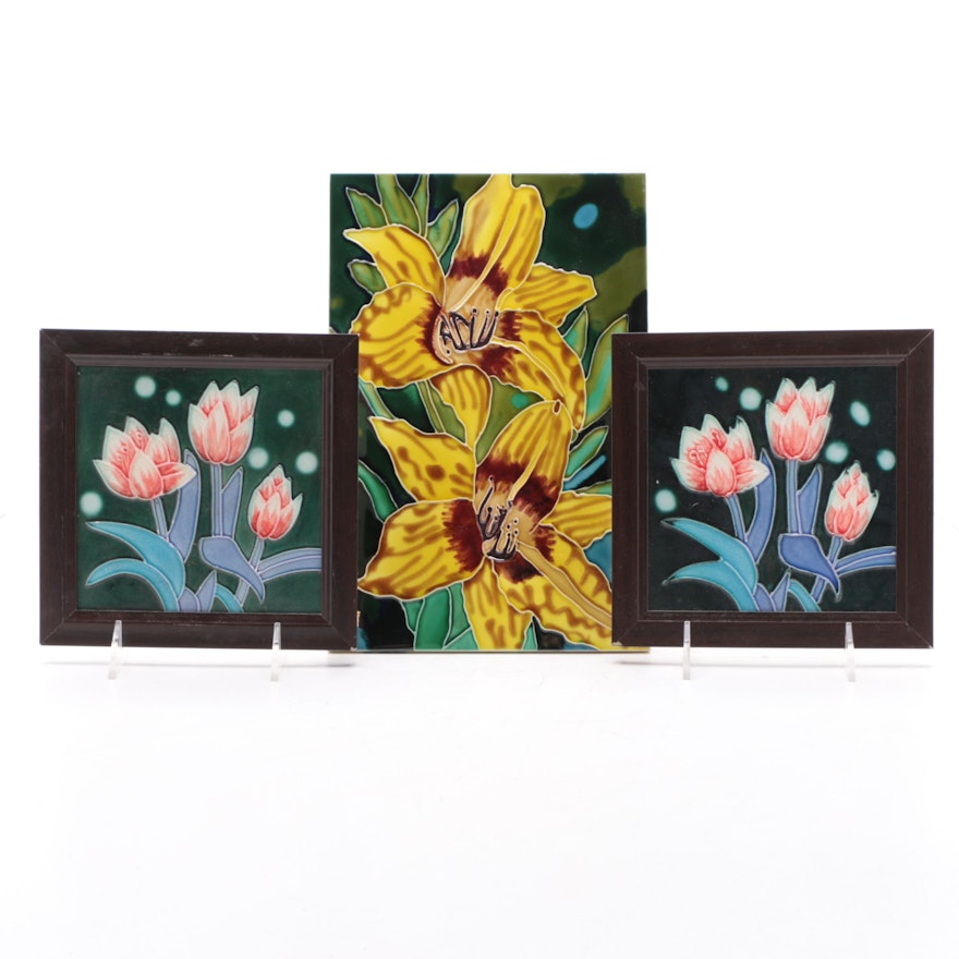 Tulip Themed Wall Hanging Tiles with Yellow Lily Tile