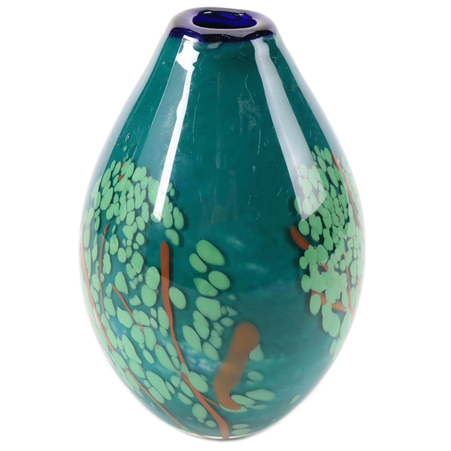 Gorgeous Designs Cased Glass Vase