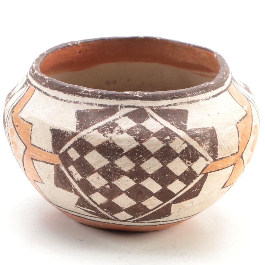 Southwestern Style Geometric Motif Art Pottery Bowl, Mid to Late 20th Century