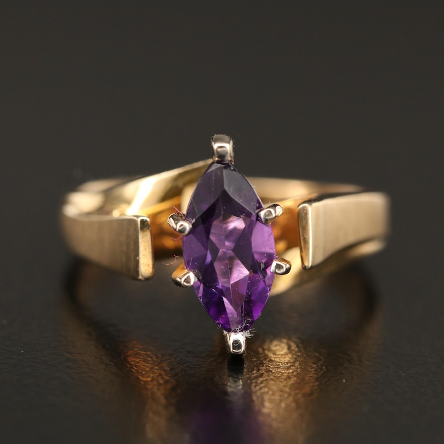 10K Amethyst Solitaire Ring