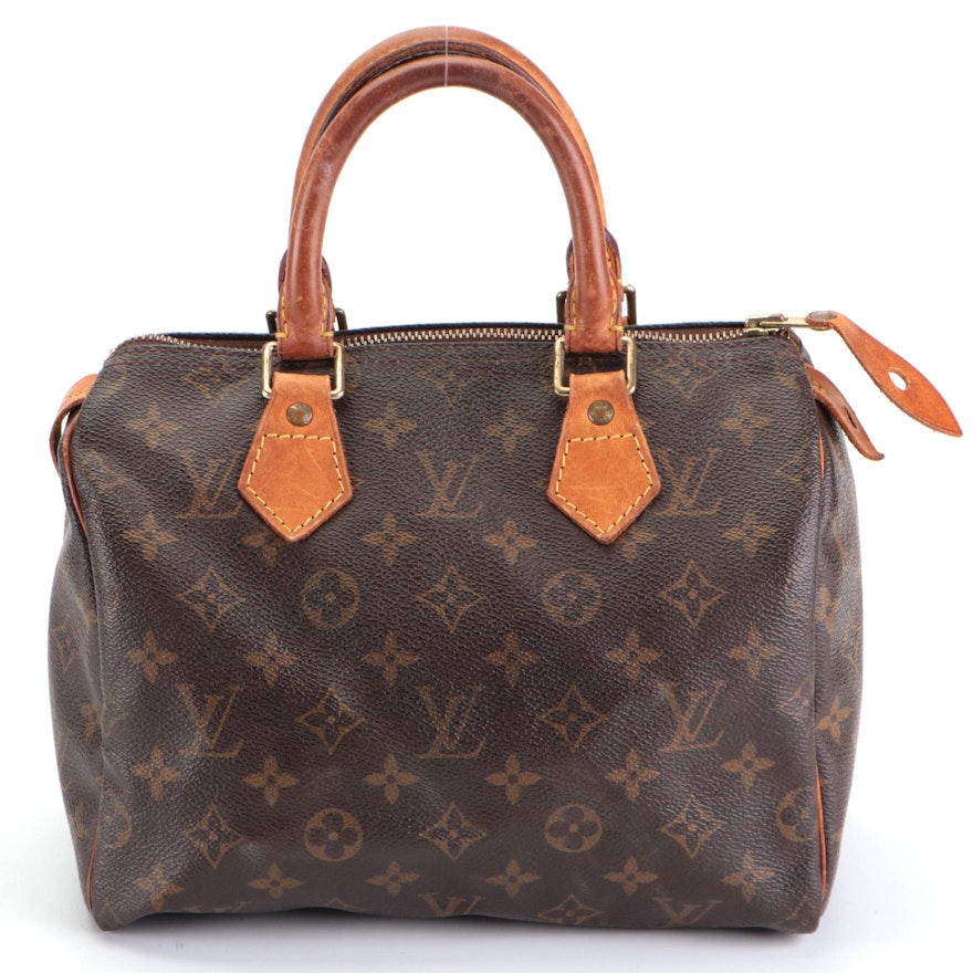 Louis Vuitton Speedy 25 Handbag in Monogram Canvas and Vachetta Leather