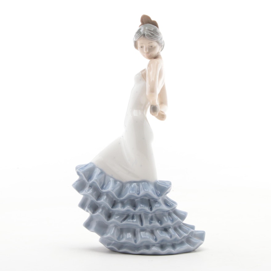 Nao by Lladró "Flamenco" Porcelain Figurine by Francisco Catalá