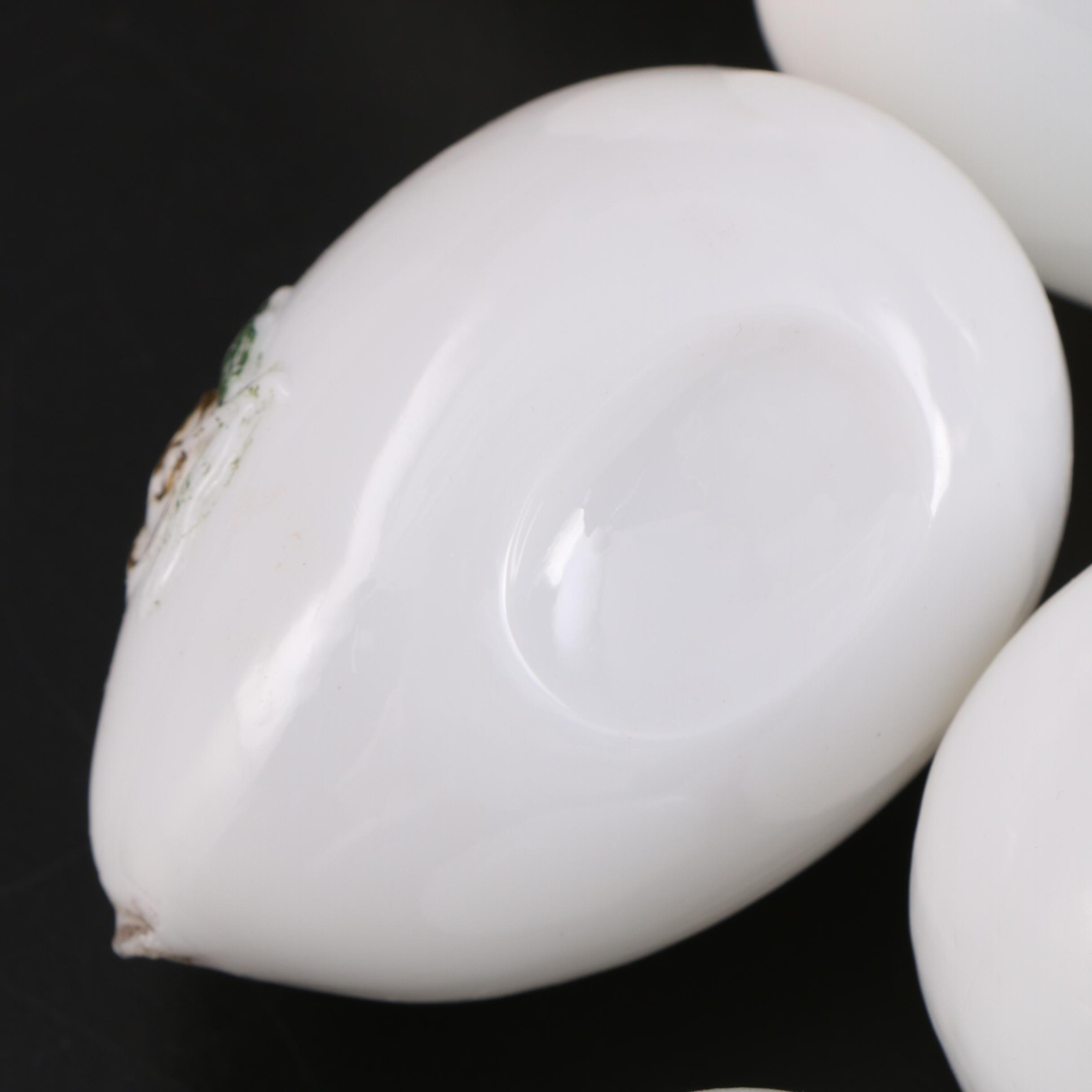 HandBlown Milk Glass Darning Eggs, Late 19th/ Early 20th Century EBTH