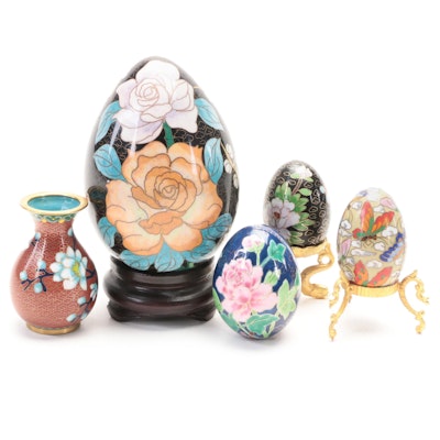 Chinese Cloisonné Egg Figurines with Miniature Vase, Mid to Late 20th Century
