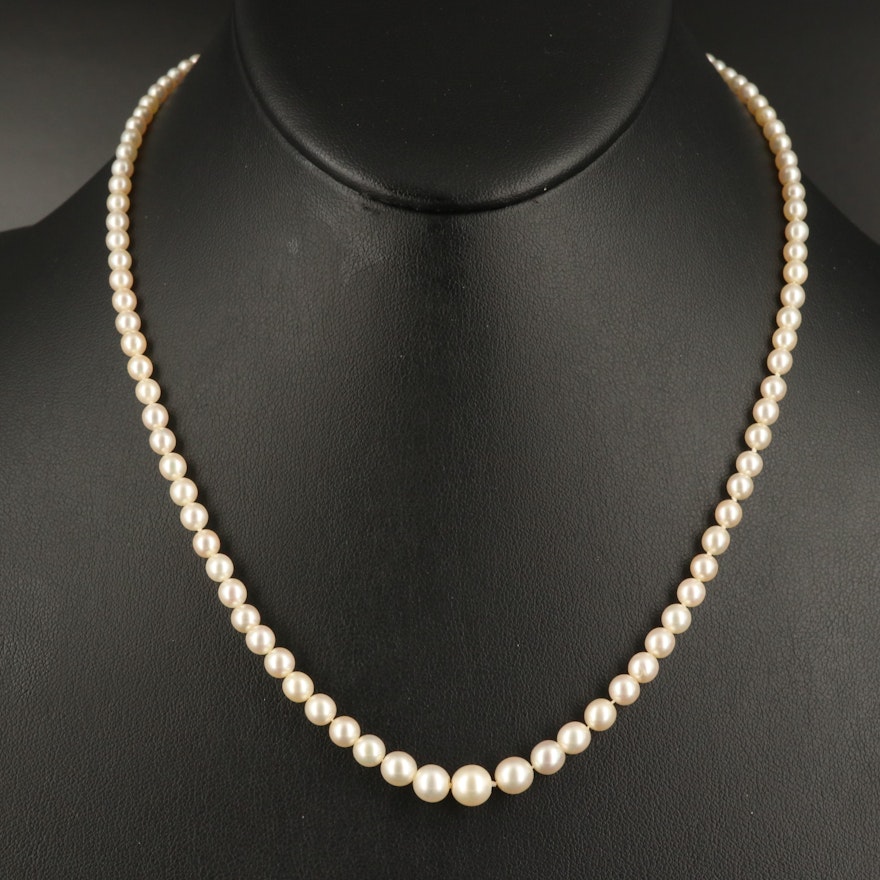 Art Deco Graduated Pearl Necklace with Platinum Diamond Clasp