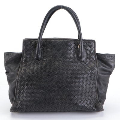 Bottega Veneta Handbag in Intrecciato Woven Nappa Leather