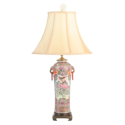 Chinese Rose Medallion Porcelain Table Lamp with Linen Shade, 20th Century