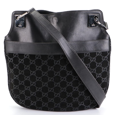Gucci Shoulder Bag in Black GG Suede and Leather