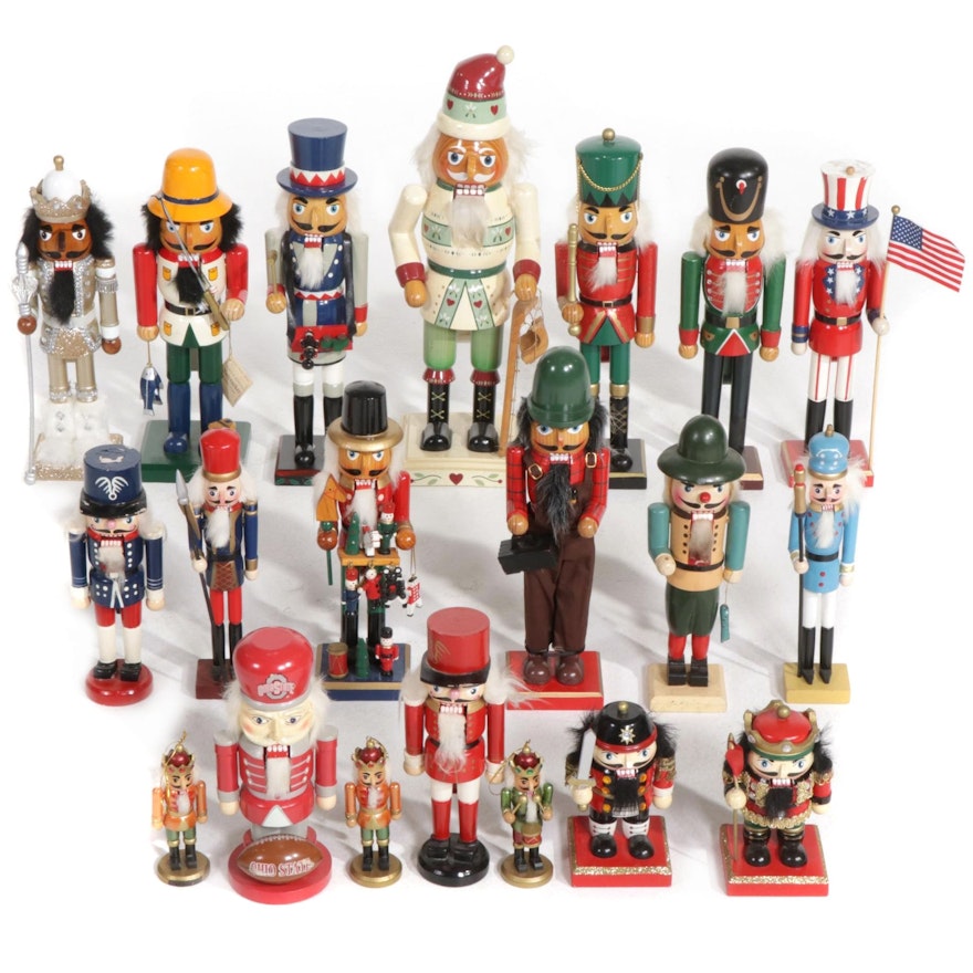 Wooden Nutcrackers Table Decor and Ornaments