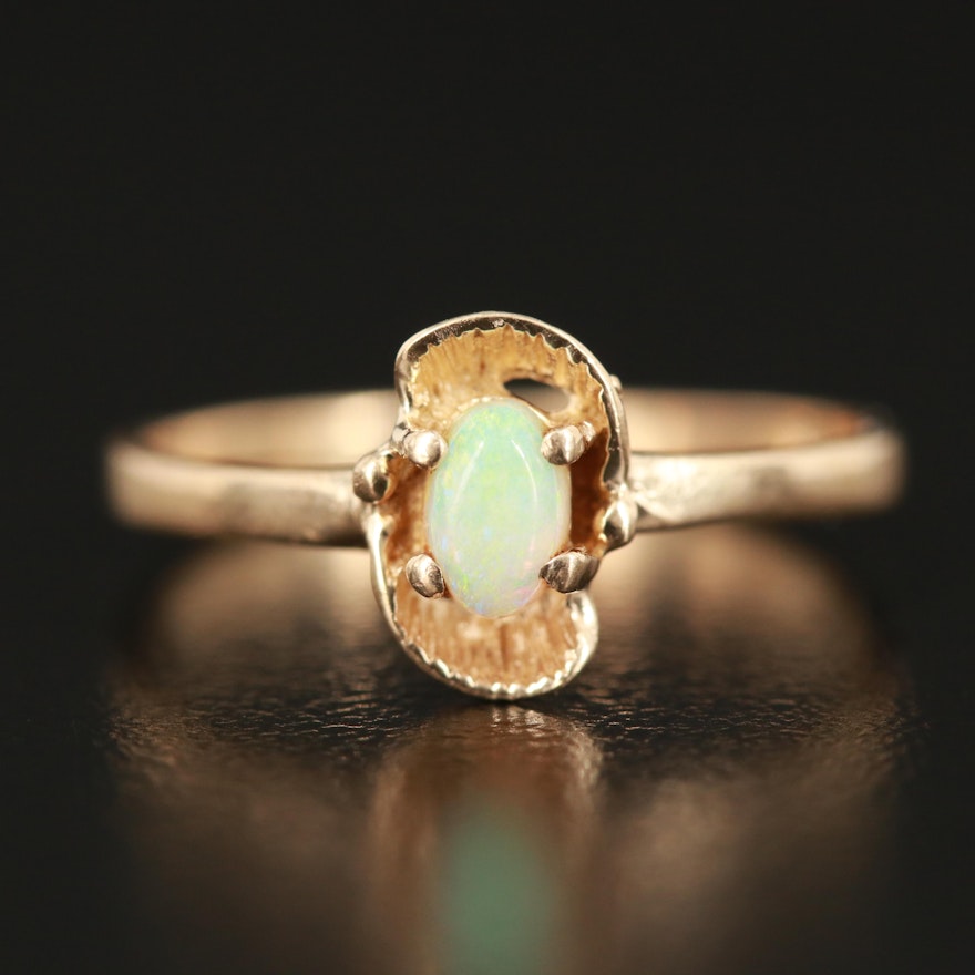 10K Opal Cabochon Ring