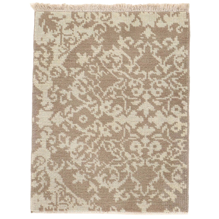2'1 x 2'10 Hand-Knotted Sample Accent Rug
