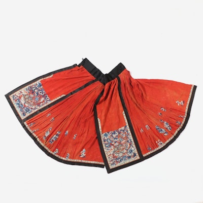 Chinese Qun Skirt in Silk Damask with Silk Embroidery, Qing Dynasty Period