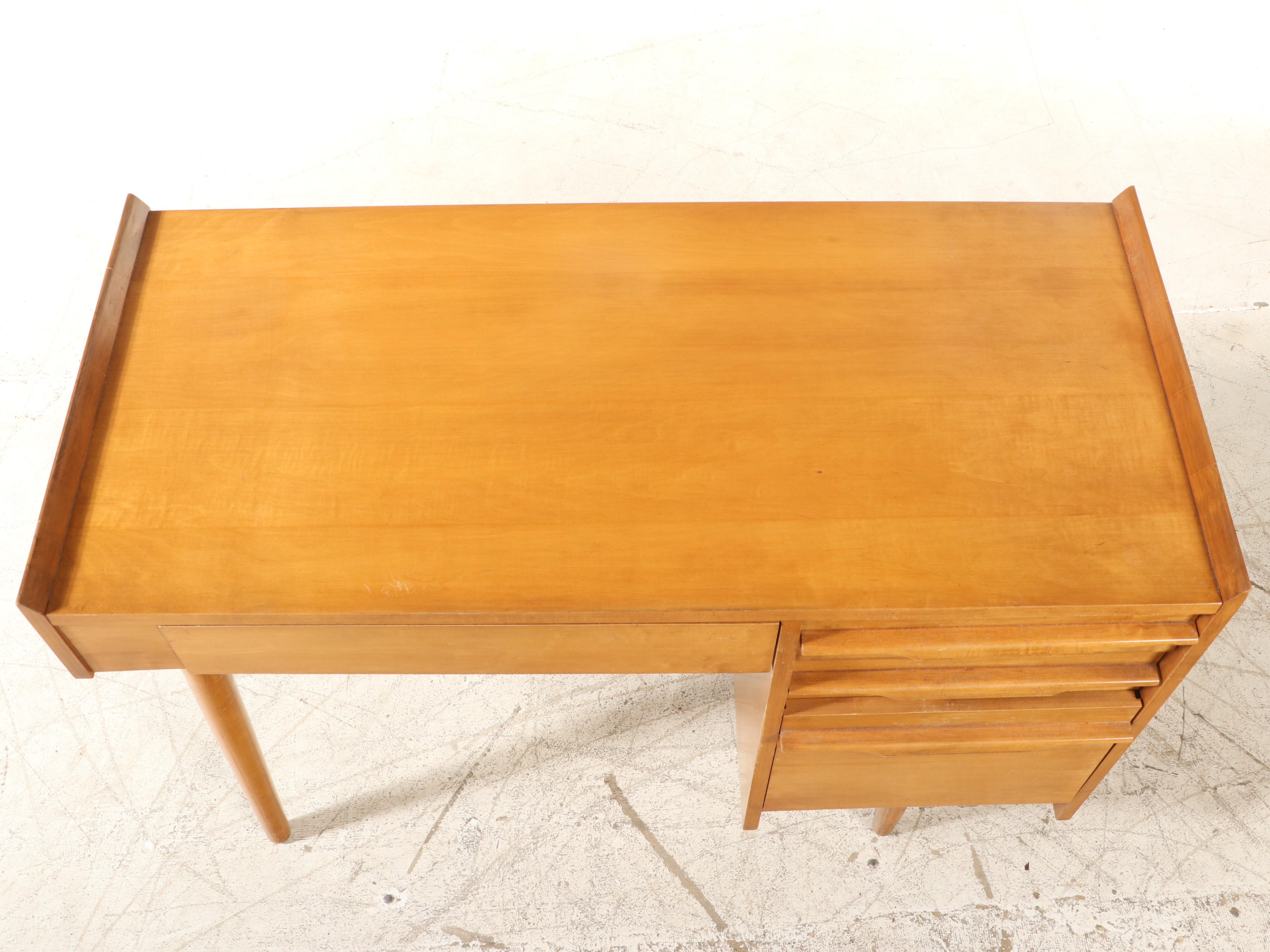 Crawford Furniture Mid Century Modern Maple SinglePedestal Desk EBTH