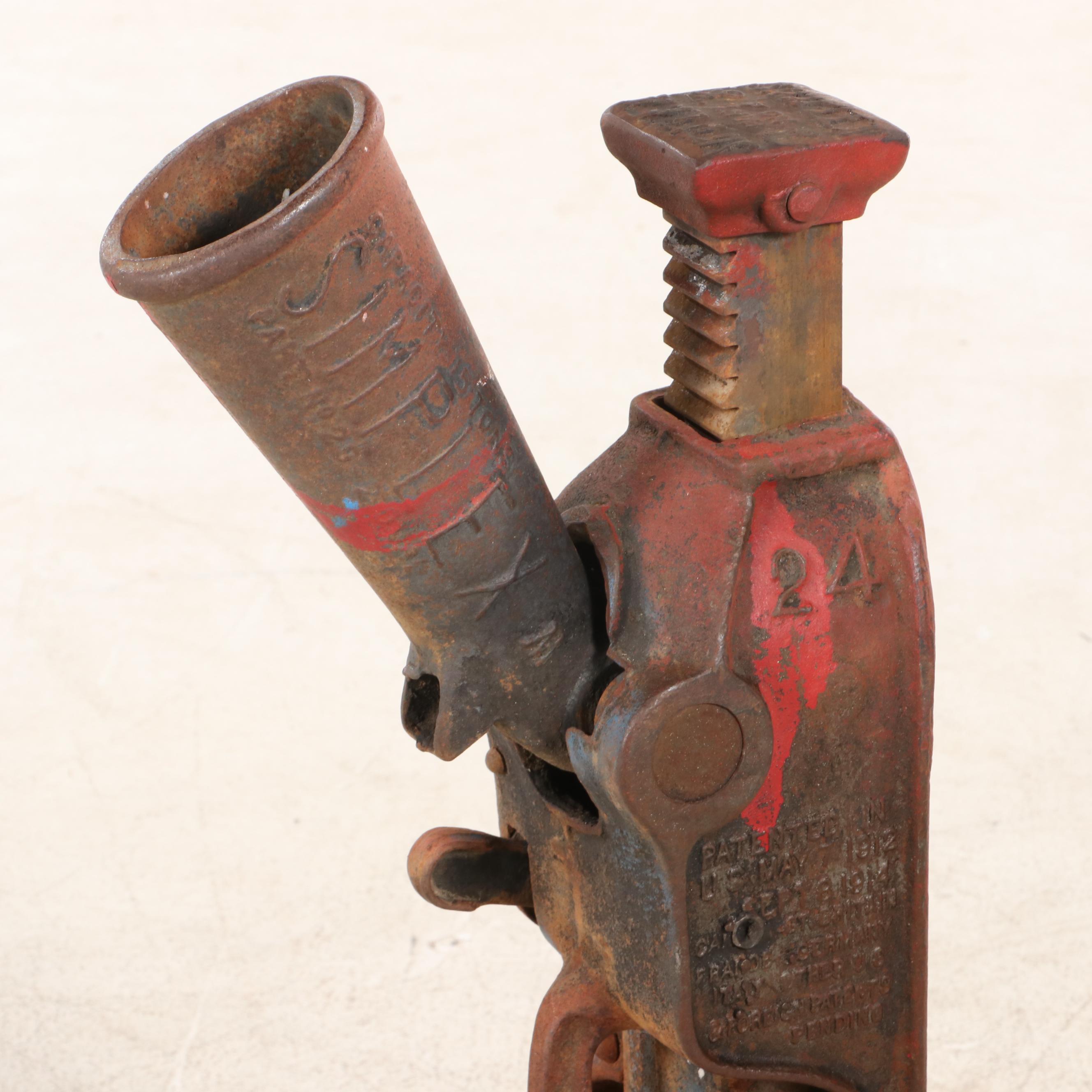 Templeton, Kenly, & Co. Simplex 15 Ton Railroad Ratchet Jack, Early