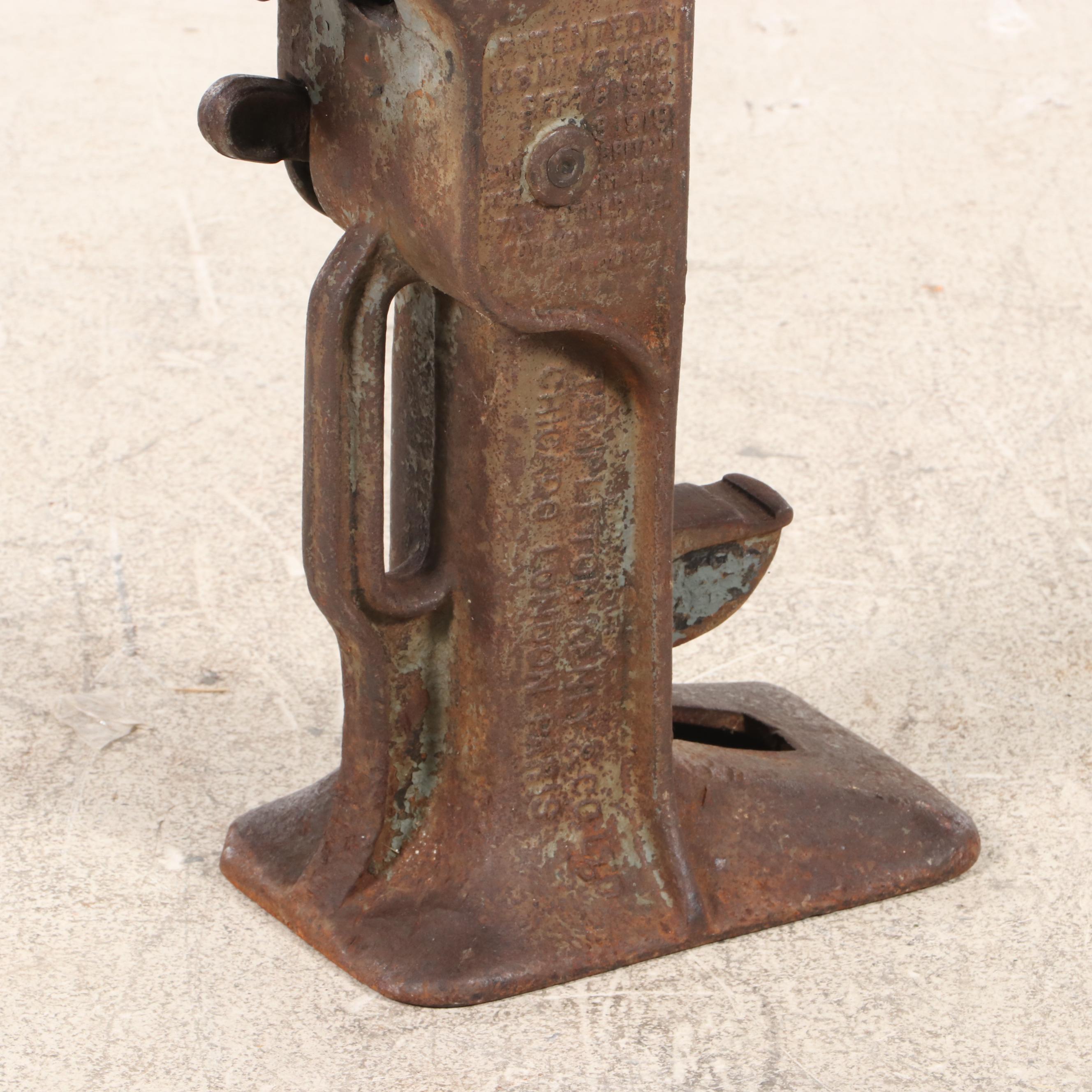 Templeton, Kenly, & Co. Simplex Railroad Ratchet Jack, Early 20th