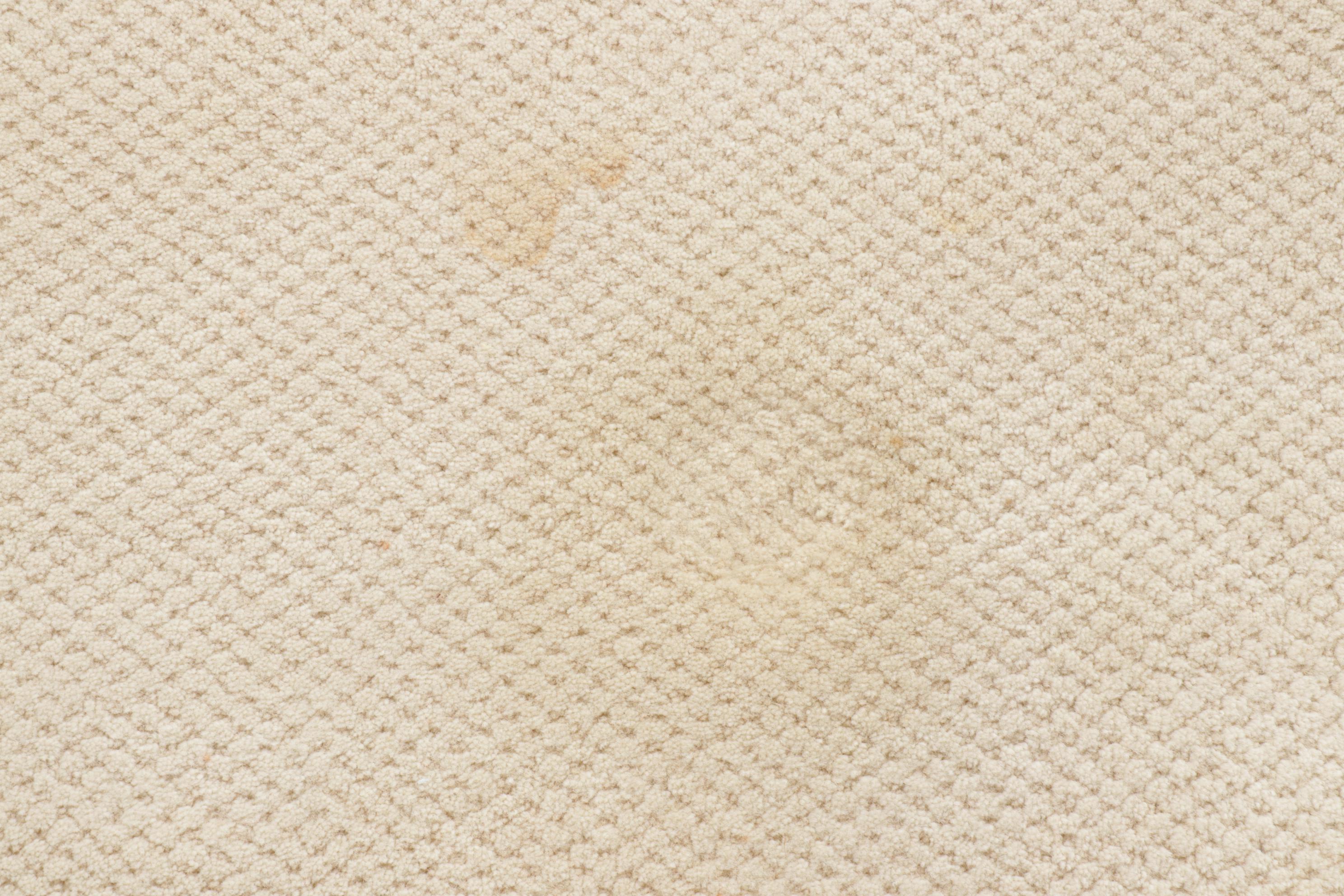 13'5 x 14'2 Machine Made Masland Custom Room Sized Rug EBTH